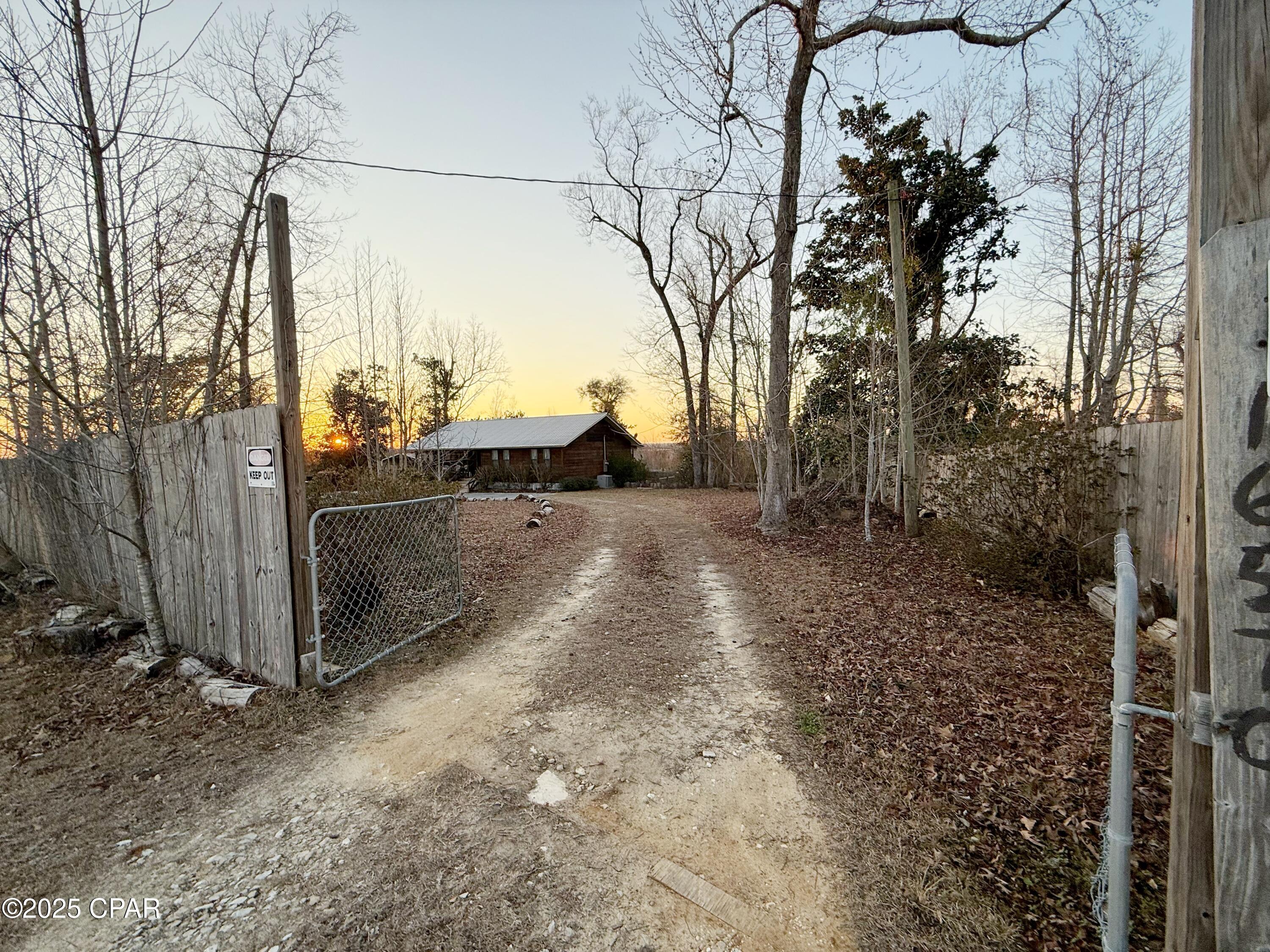 Image 38 For 16570 Chipola Heights Road