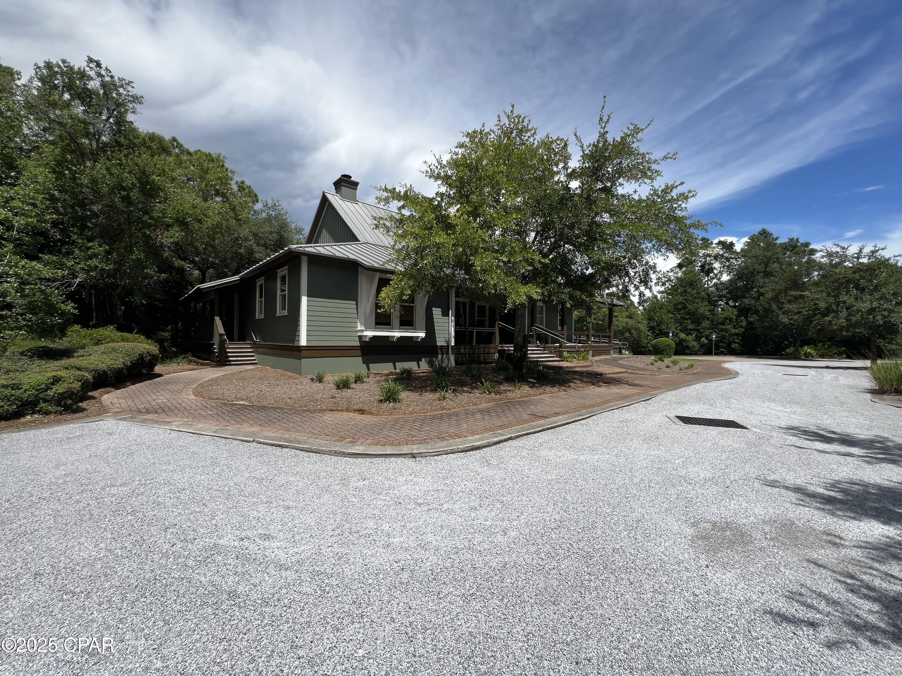 Image 3 For 9820 Summer Creek Drive