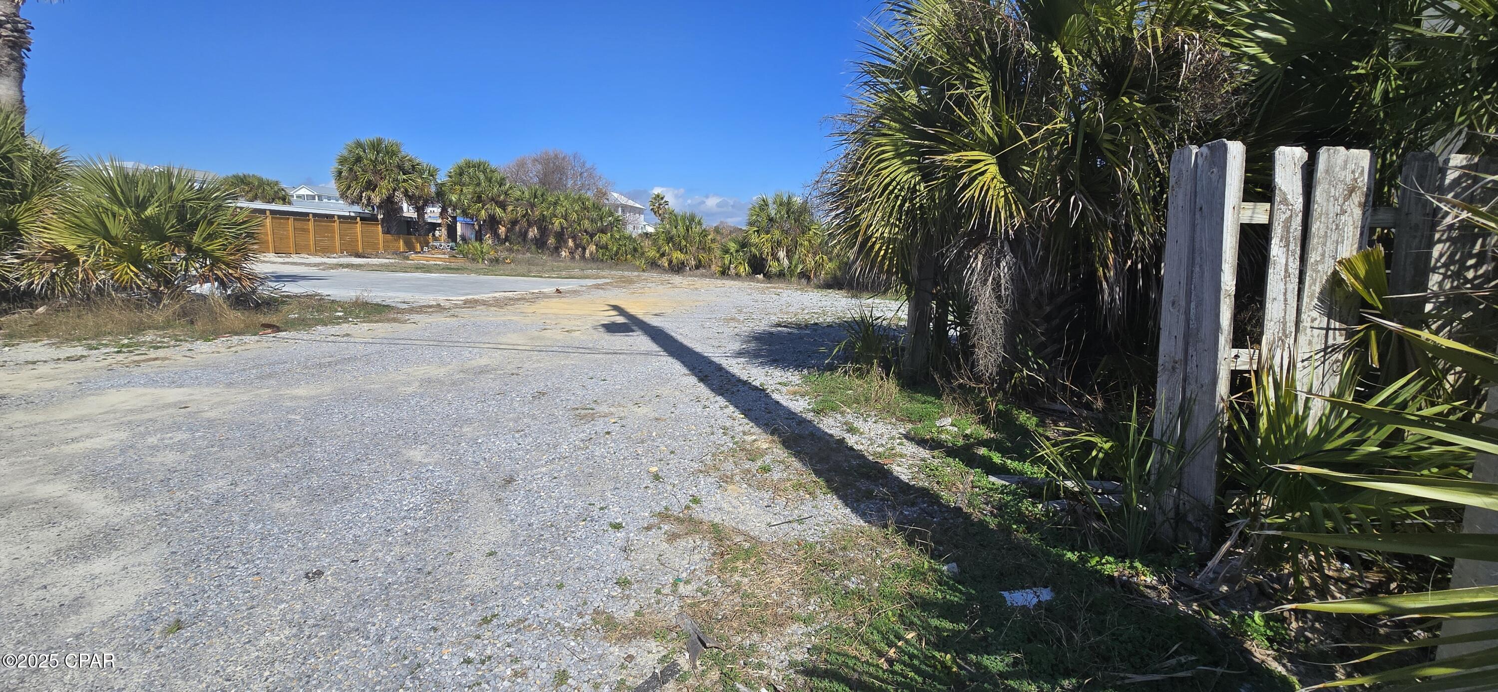 Image 10 For 19978 Front Beach Road