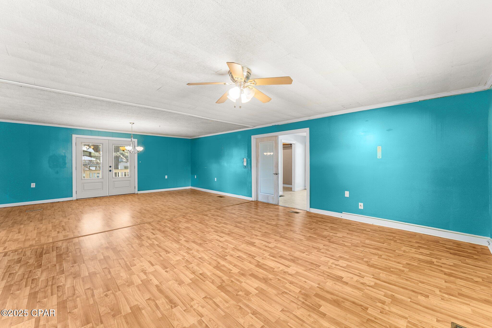 4215 Crystal Lake Drive, Chipley, Florida image 26