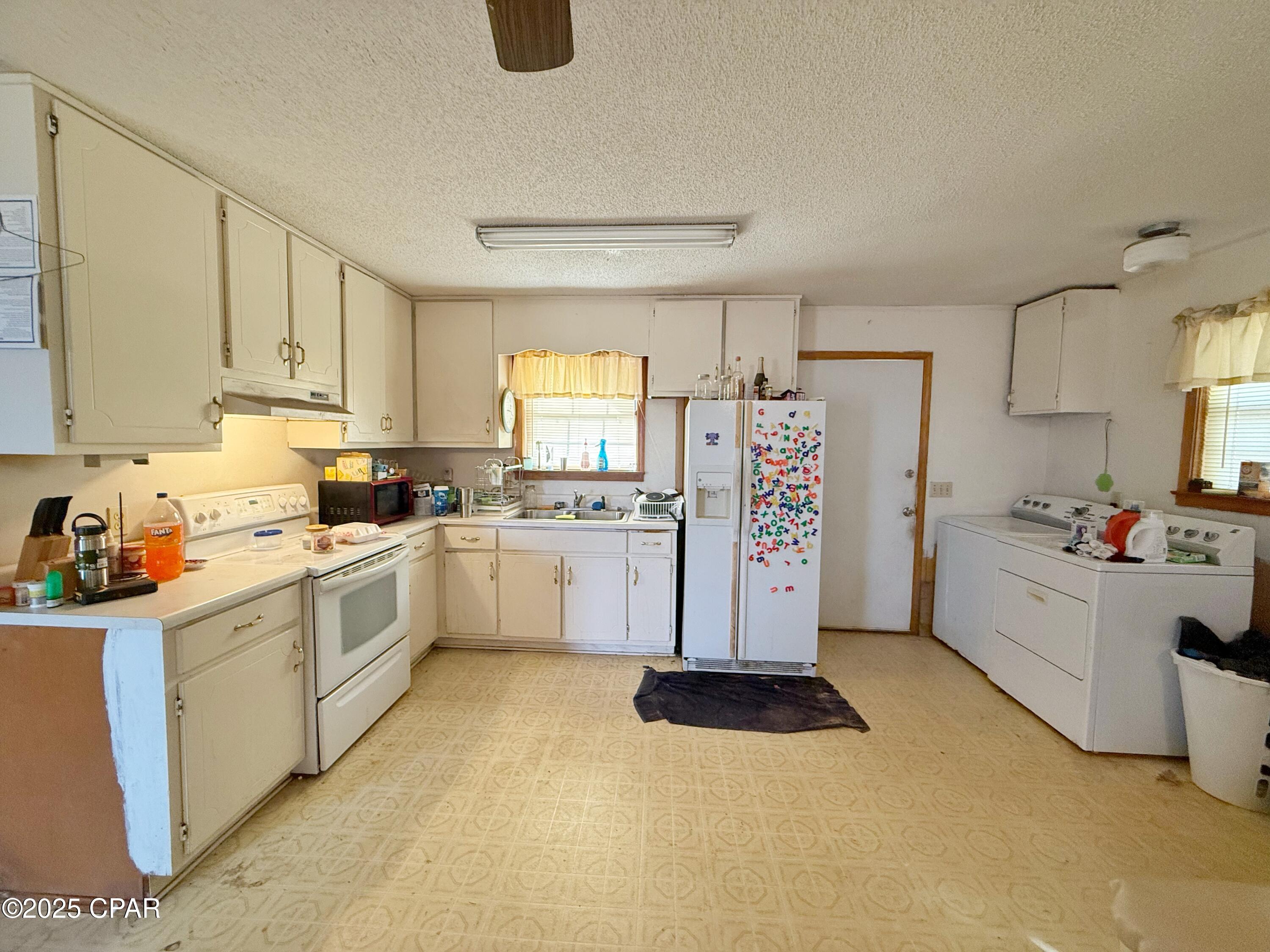 4829 N Golden, Cottondale, Florida image 5