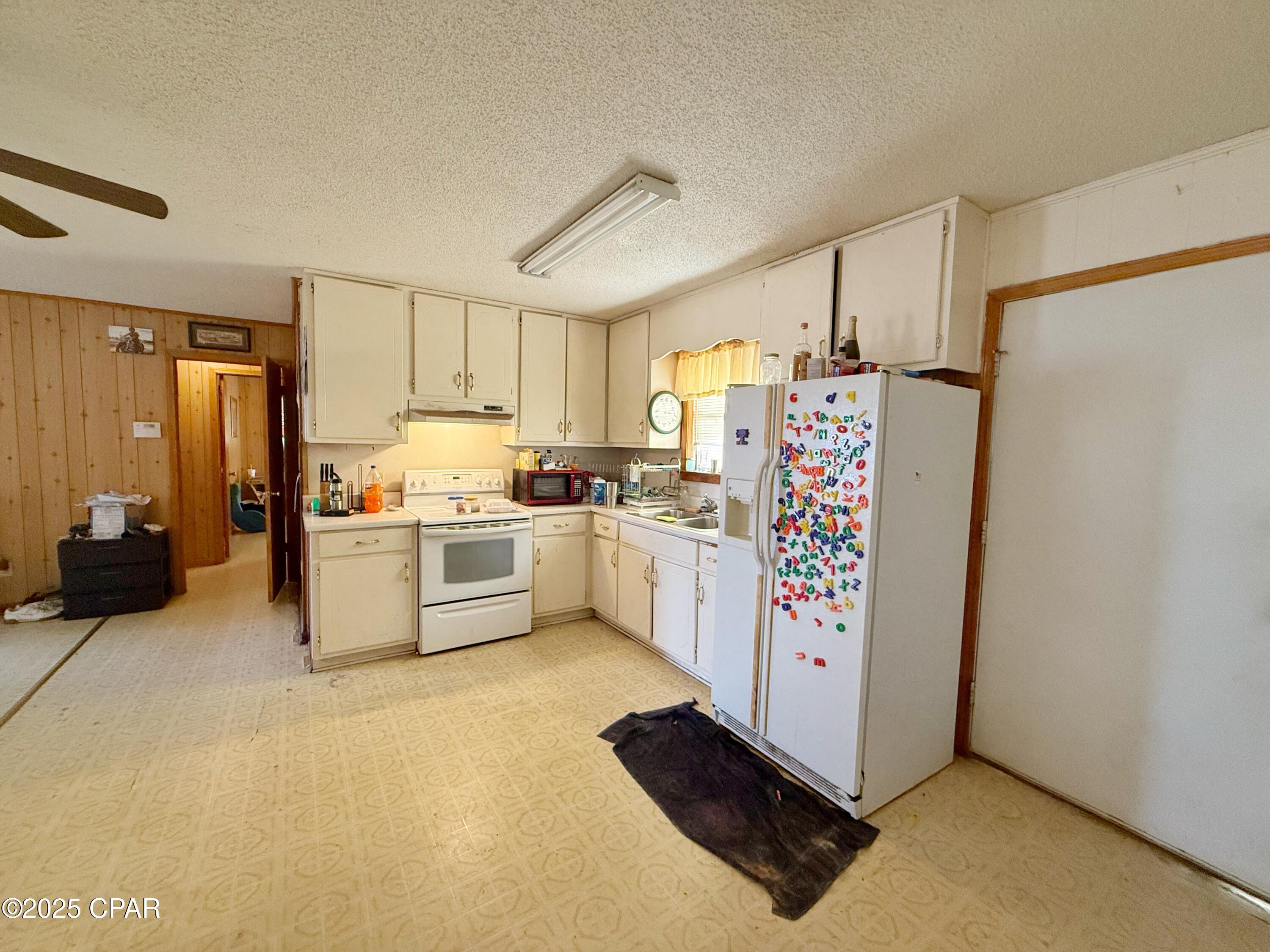 4829 N Golden, Cottondale, Florida image 6
