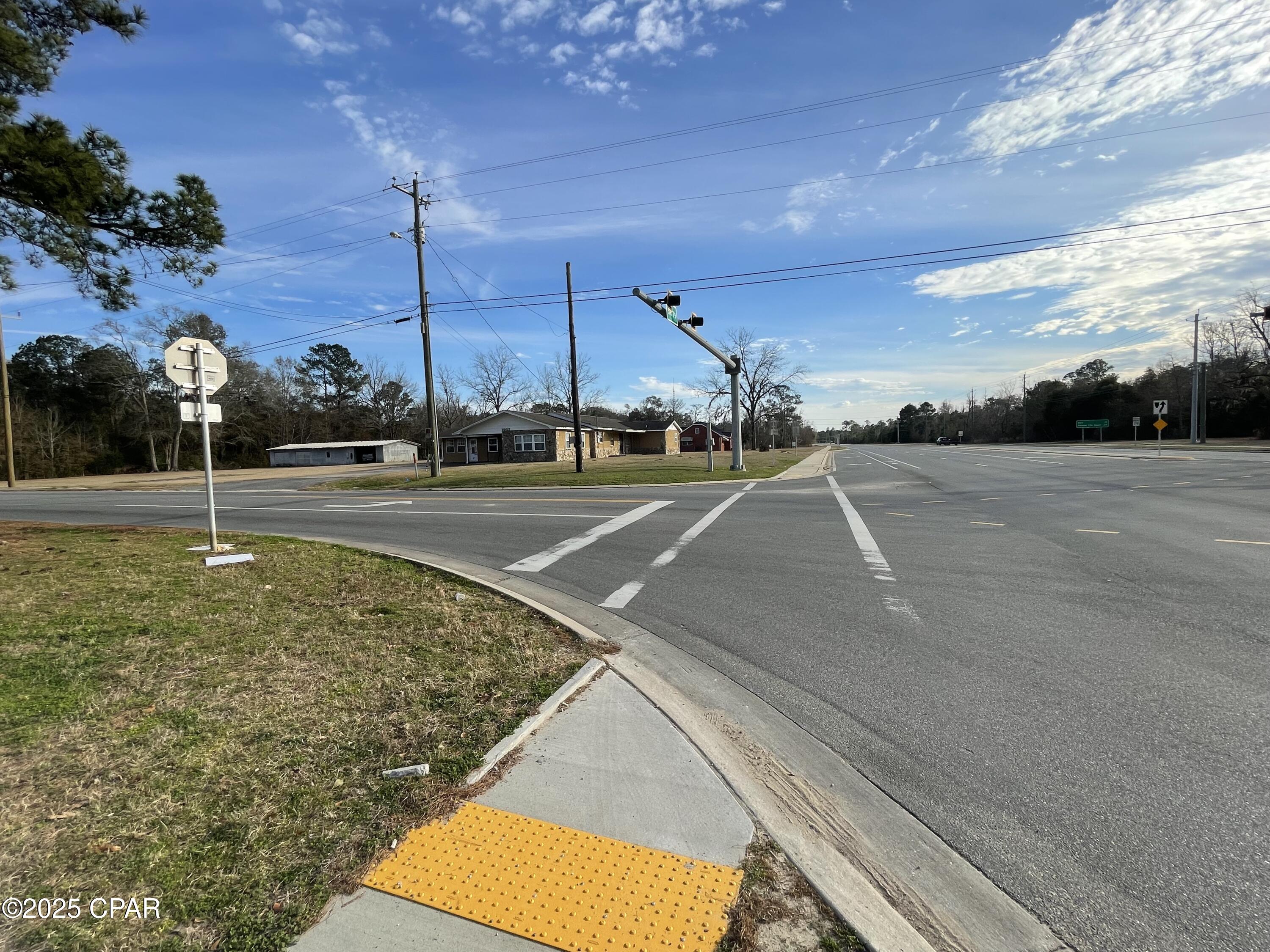 2902 Moss Hill Road, Vernon, Florida image 10