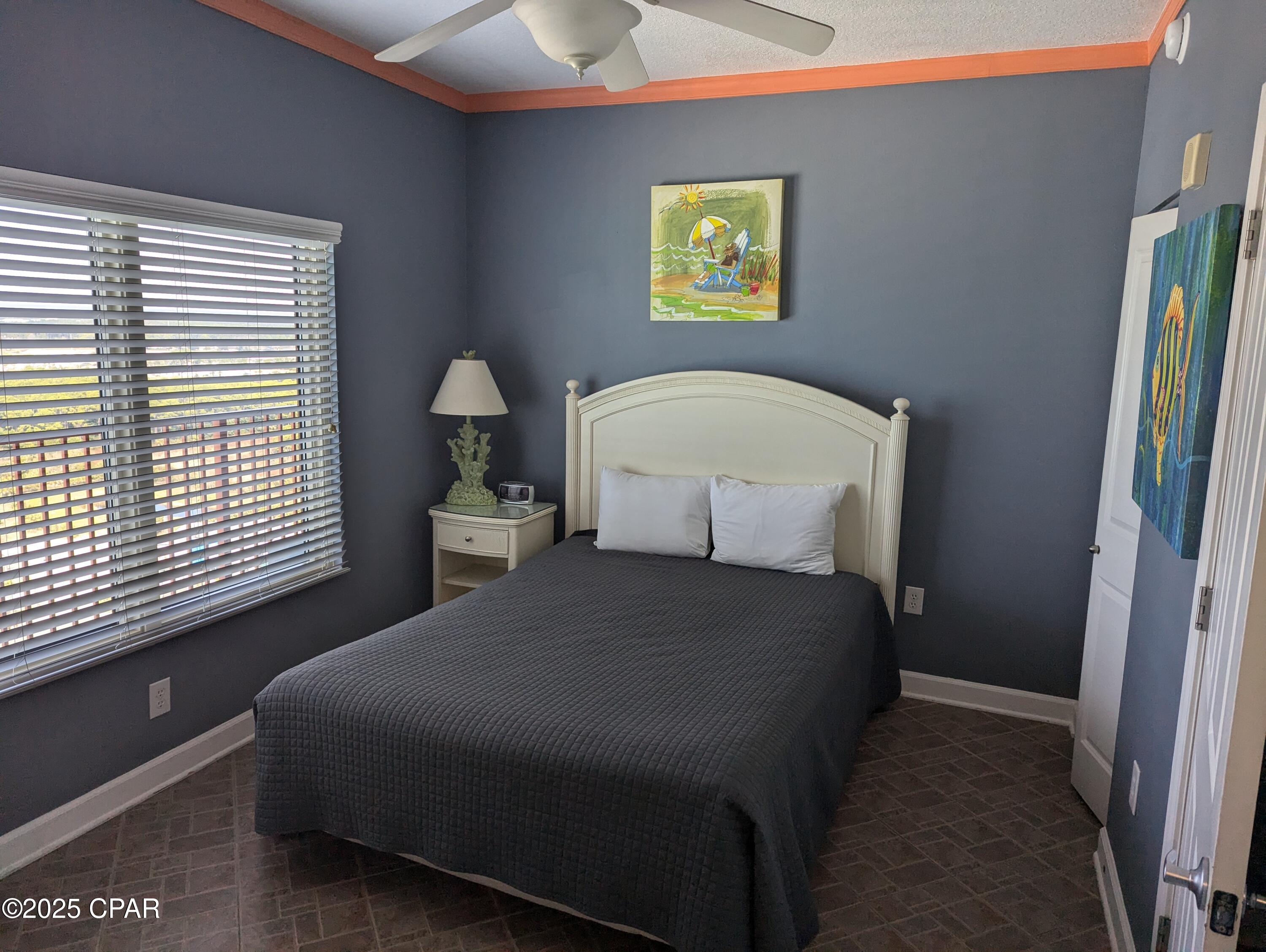 Image 3 For 9900 Thomas Drive 2204