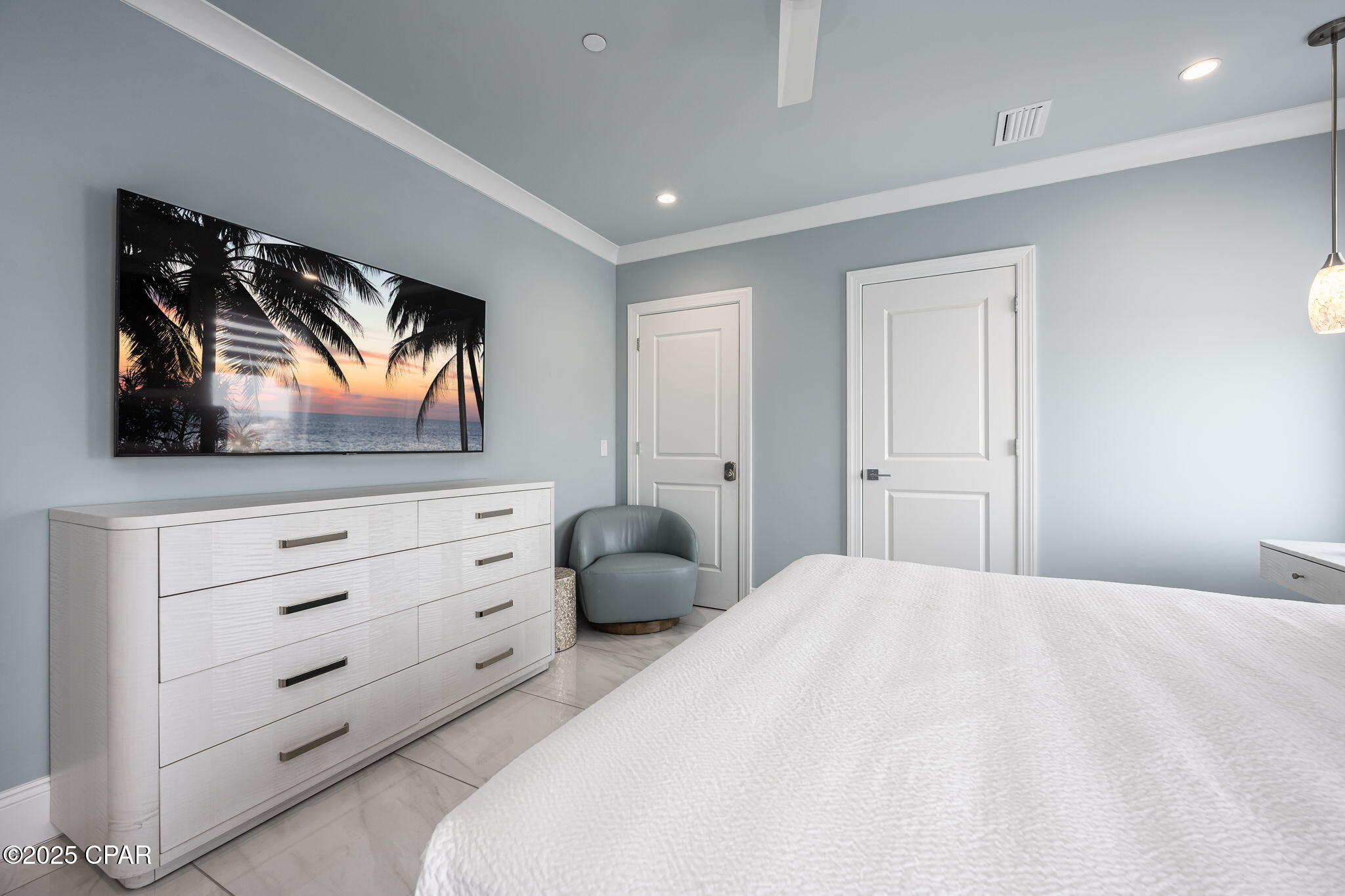 Listing photo id 155 for 244 Open Gulf Street