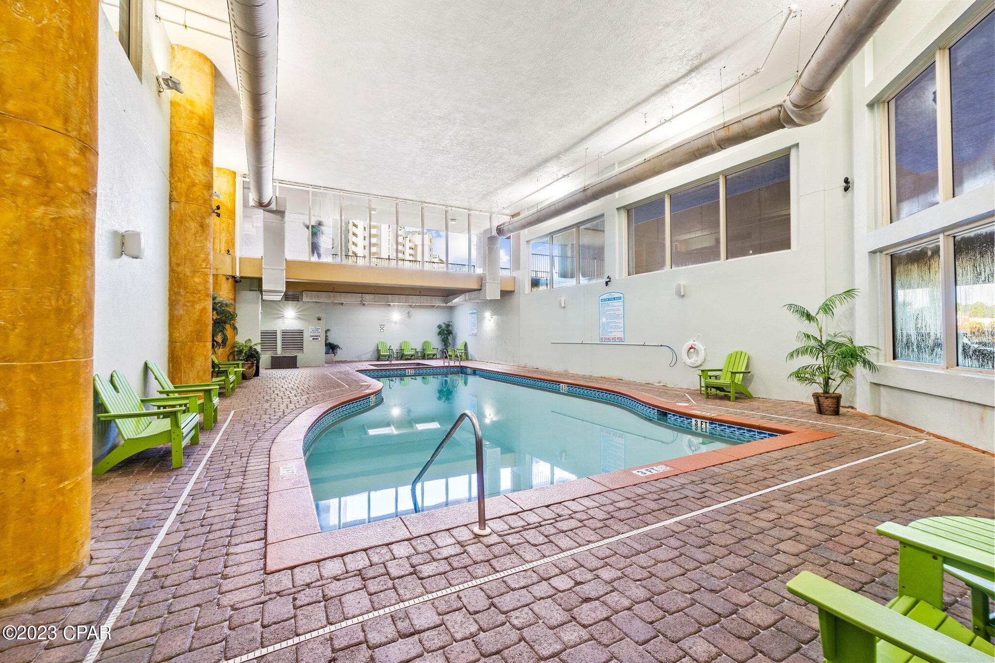 Listing photo id 37 for 9900 Thomas Drive 2304