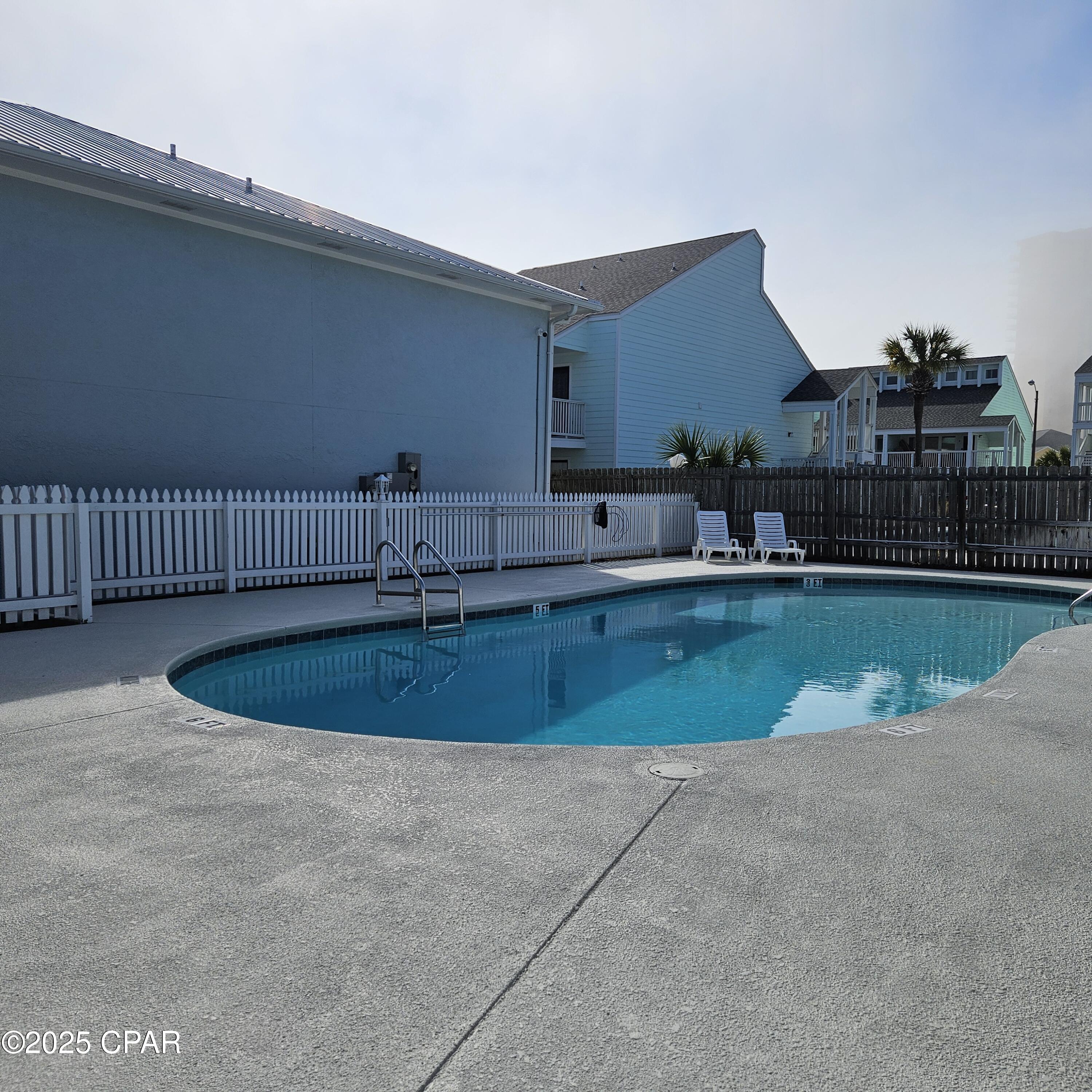 Image 7 For 17642 Front Beach Road F3