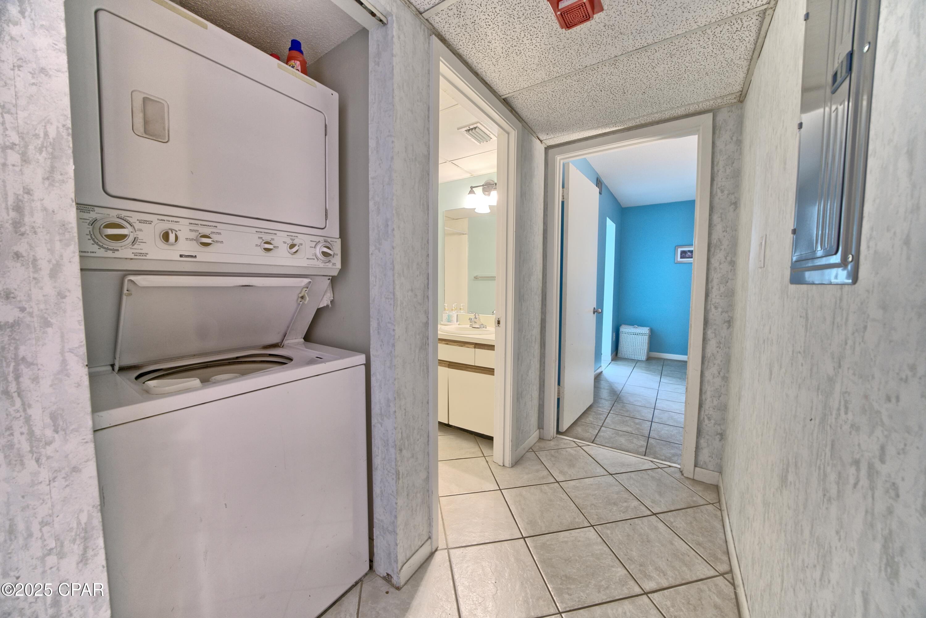 Image 21 For 17155 Front Beach Road E402