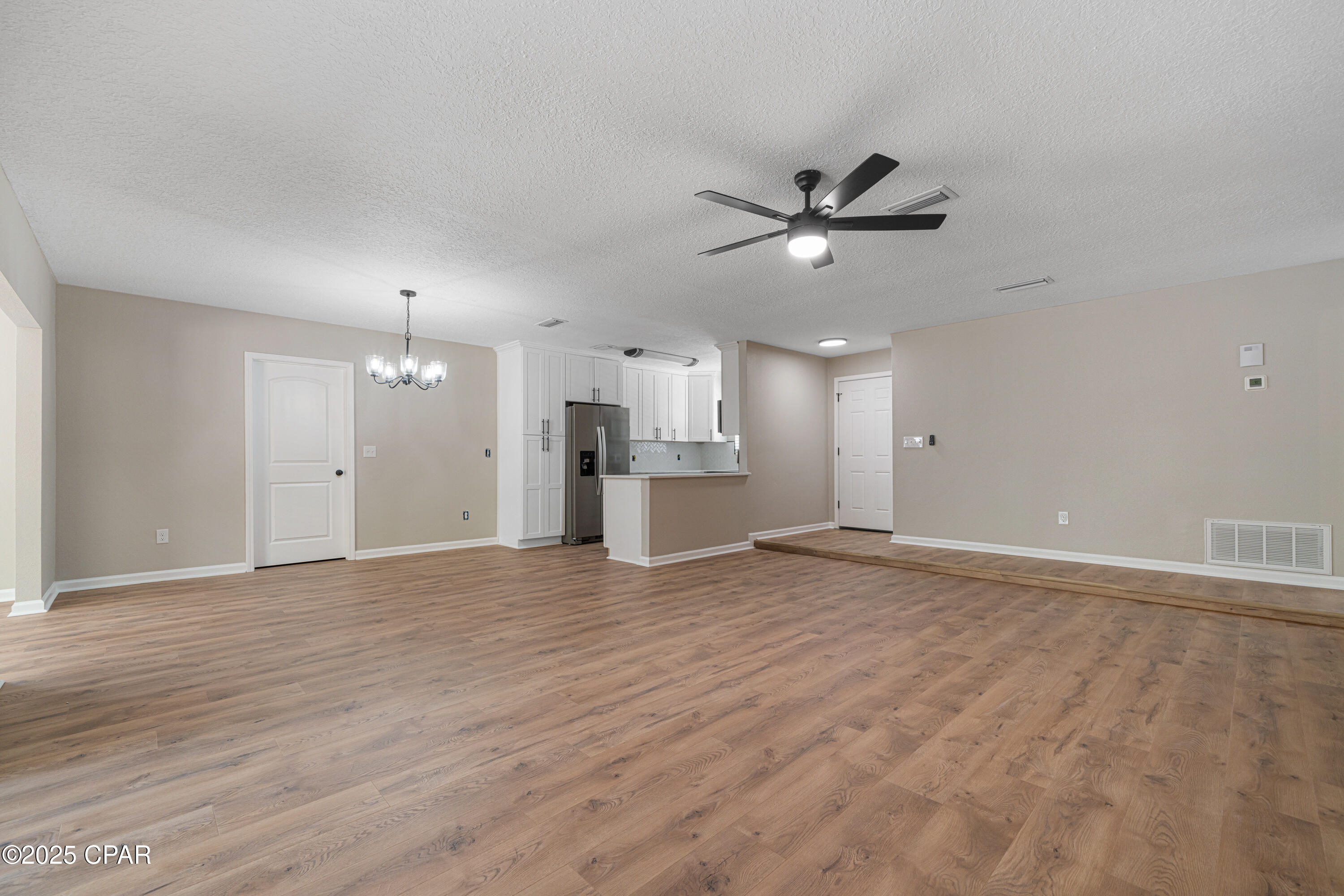 Image 8 For 3953 Kinlock Drive