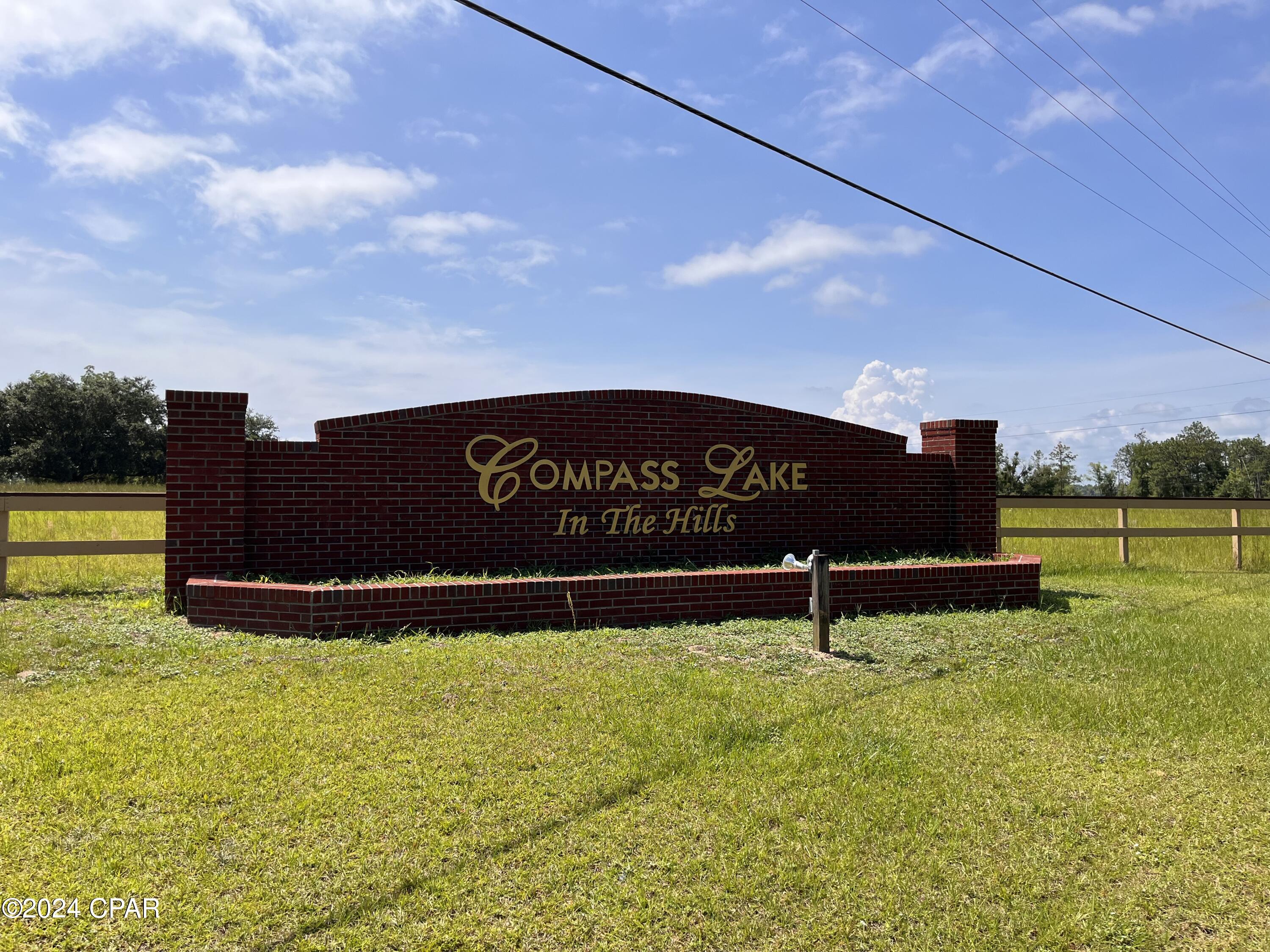Vancouver Drive, Alford, Florida image 6