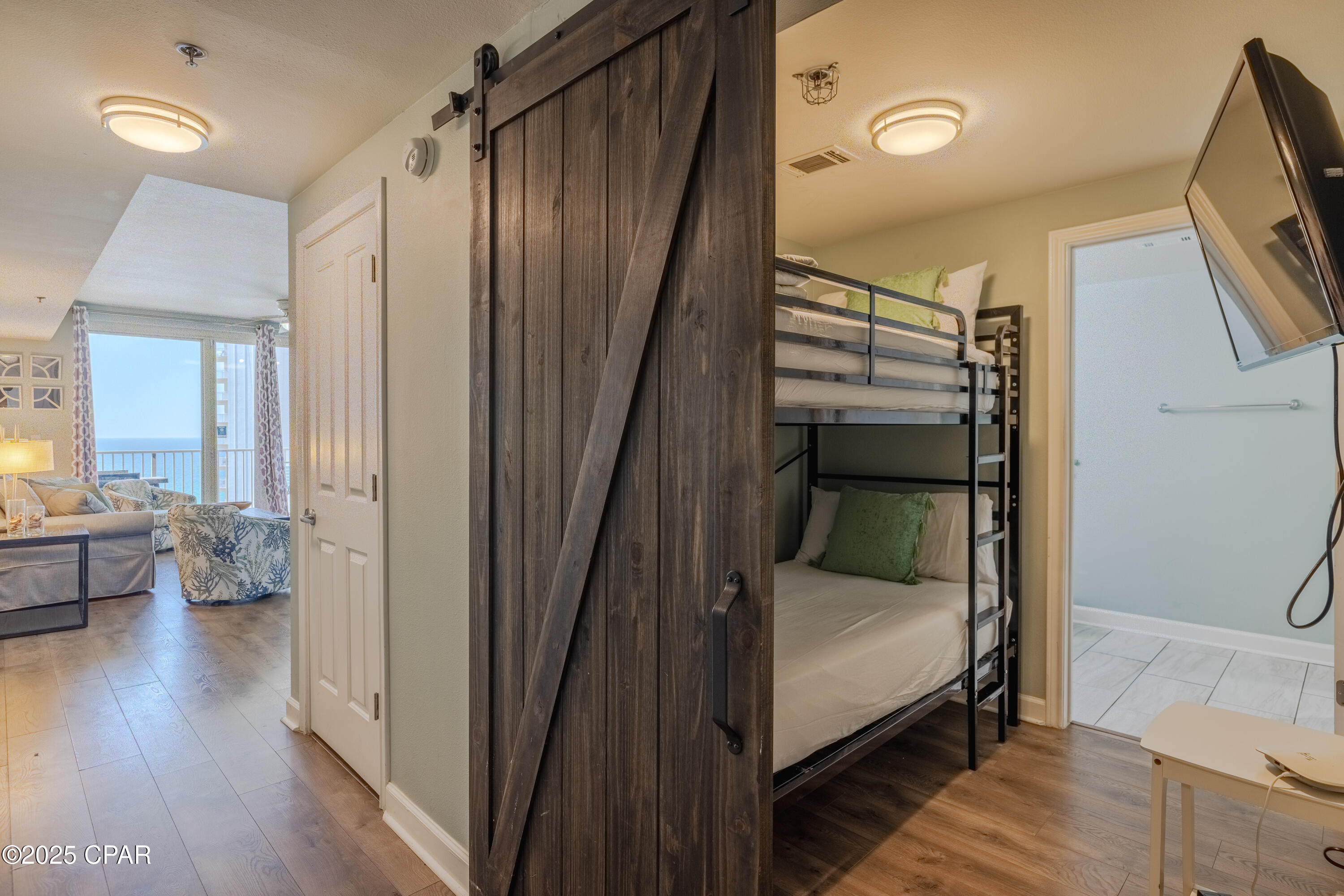 Image 18 For 9900 Thomas Drive 1319