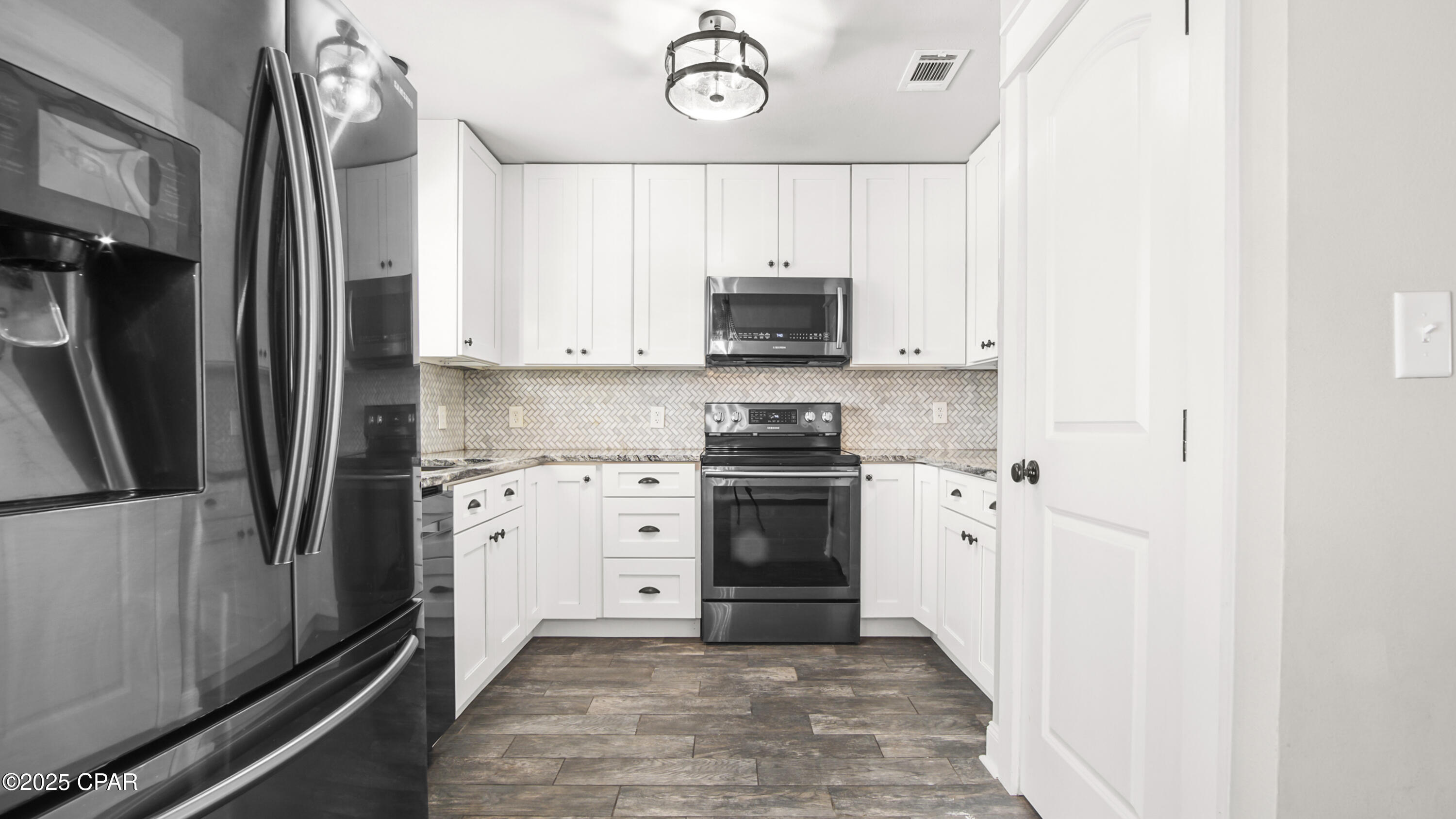 2400 Jason Drive, Lynn Haven, Florida image 25