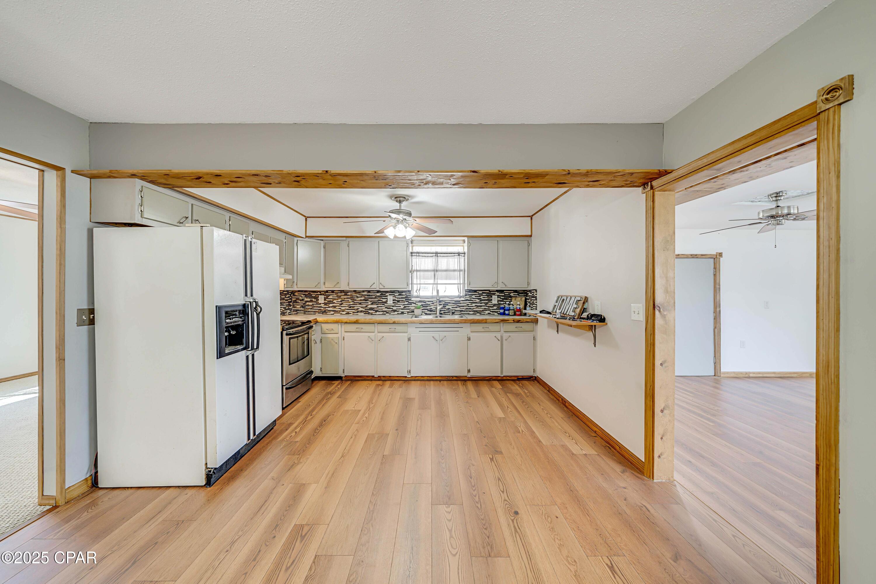 Image 11 For 8324 Highway 2301
