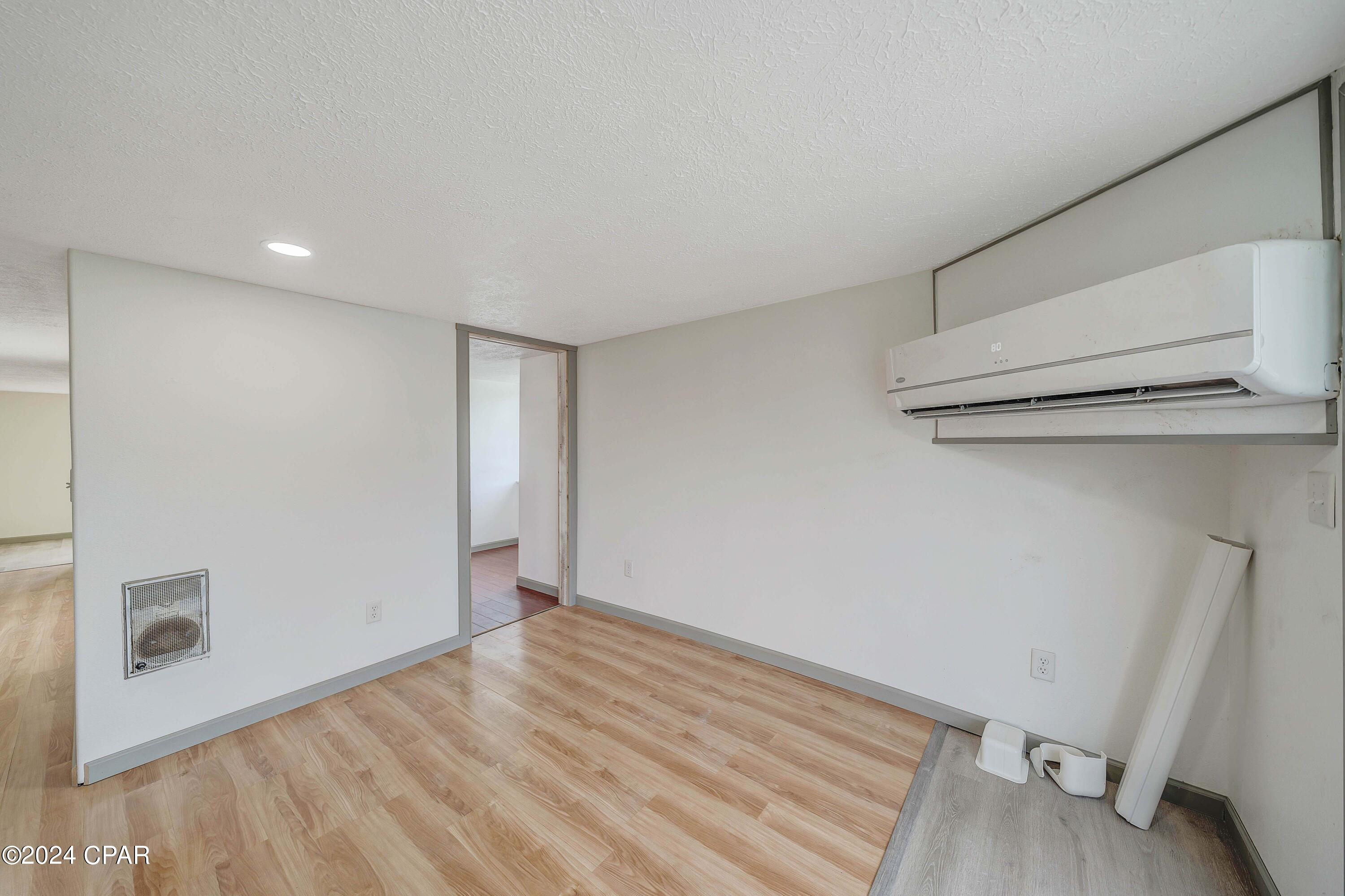 Image 31 For 8324 Highway 2301