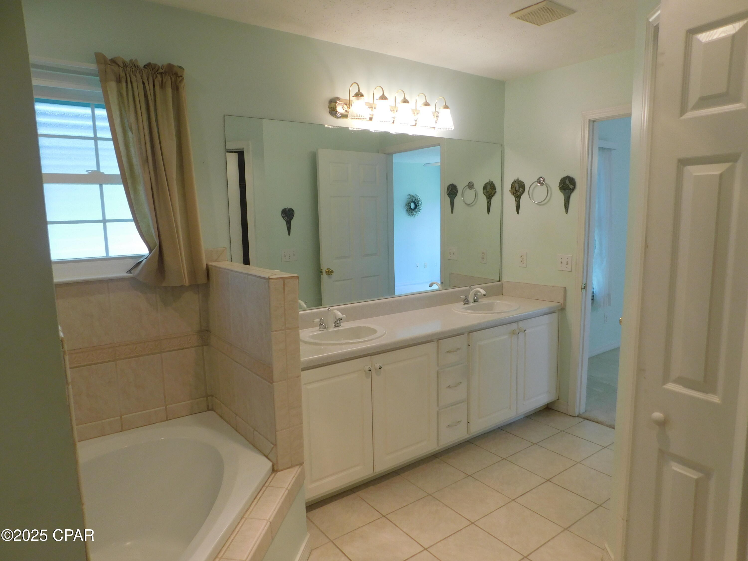 Image 53 For 3609 Oakbrook Lane