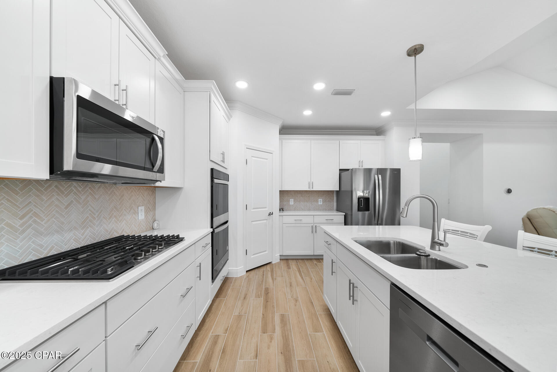 Image 8 For 9518 Paradise Drive