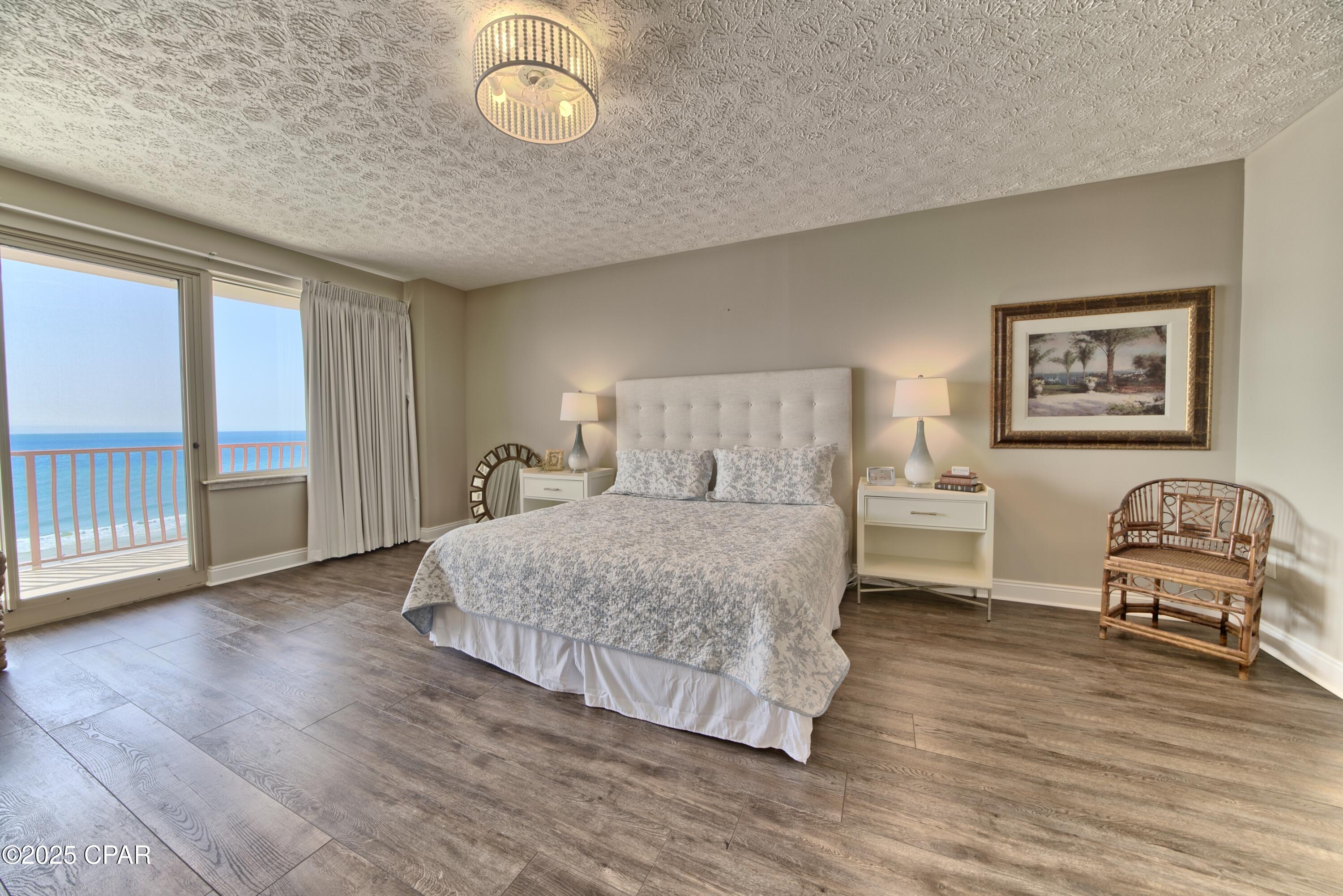 Image 40 For 7115 Thomas Drive 704