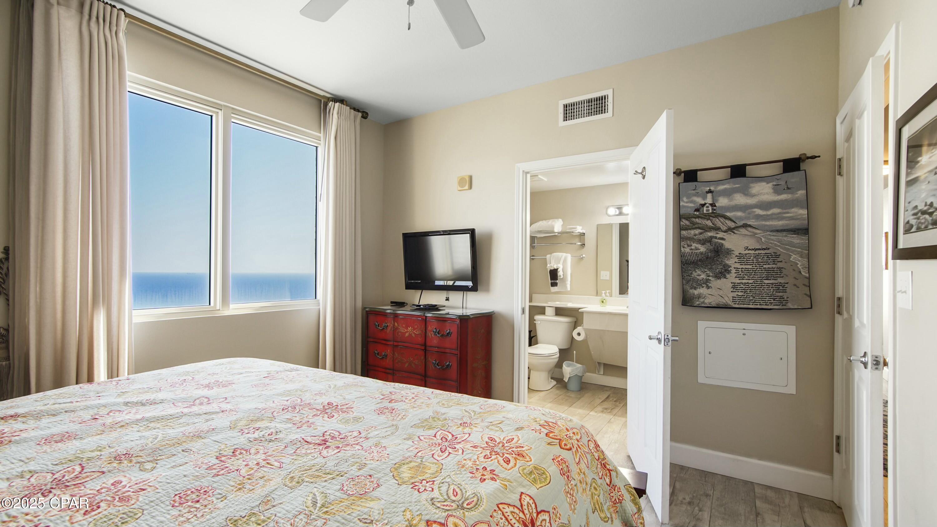 Image 5 For 9900 Thomas Drive 2131
