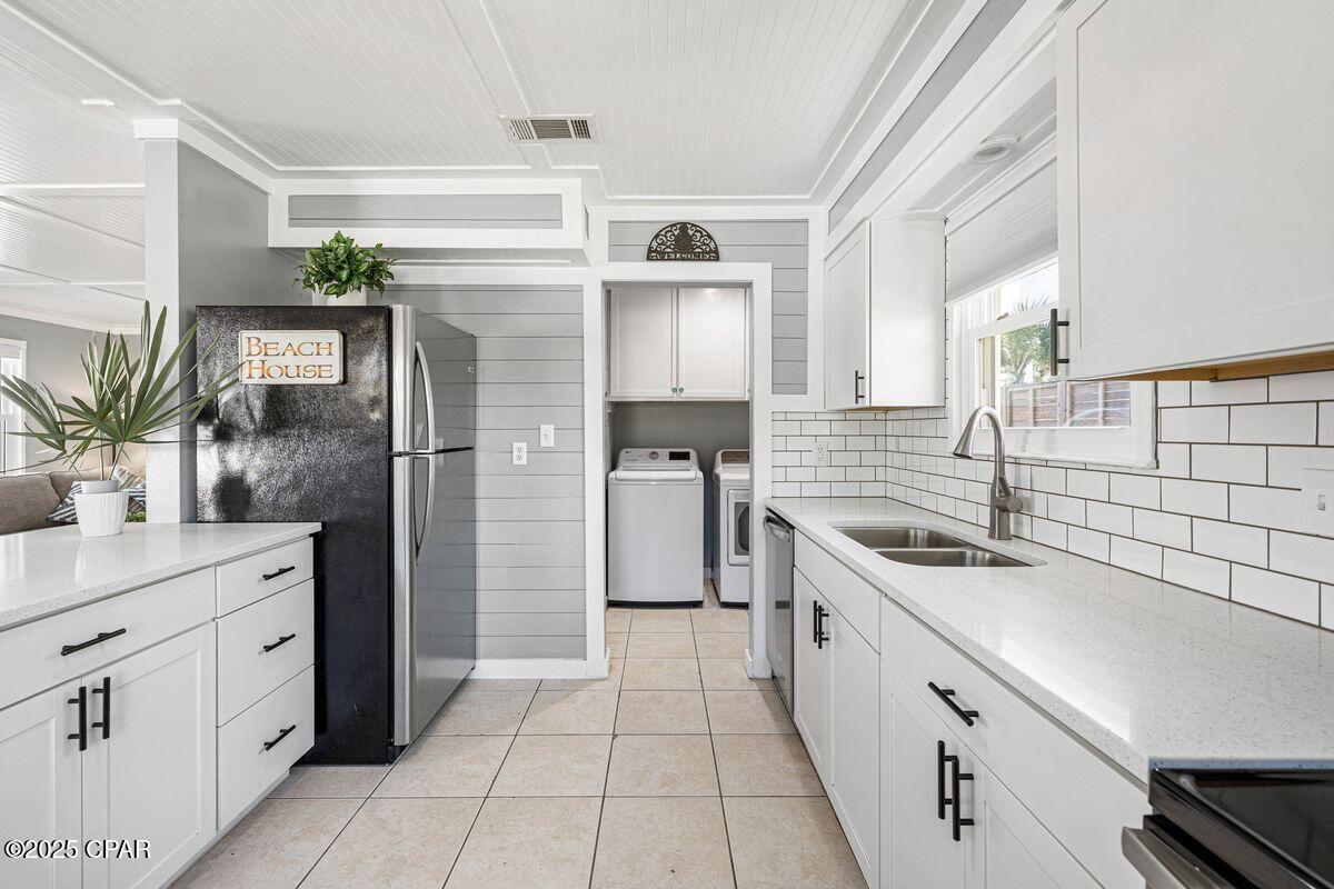 Image 7 For 21507 Pompano Avenue