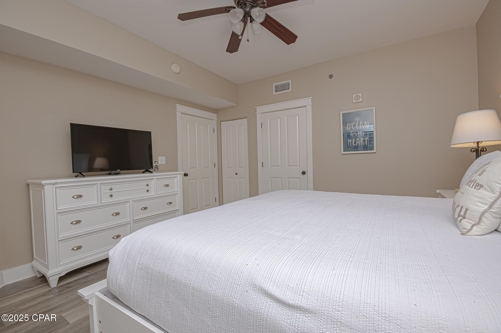 Image 33 For 9900 Thomas Drive 1903