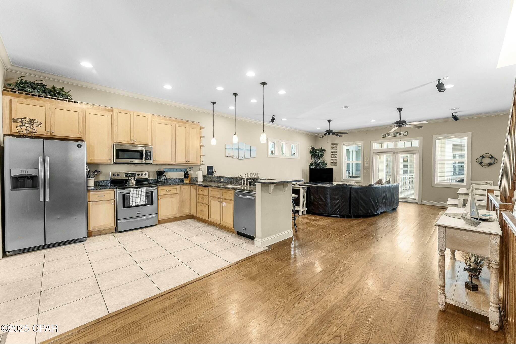 Image 11 For 6240 Thomas Drive