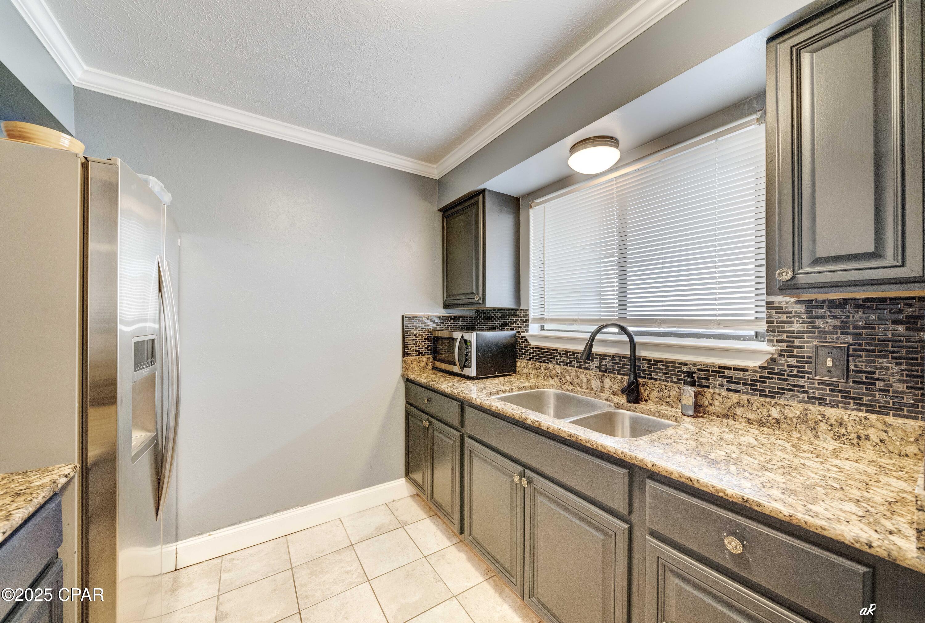Image 4 For 6585 Harbour Boulevard