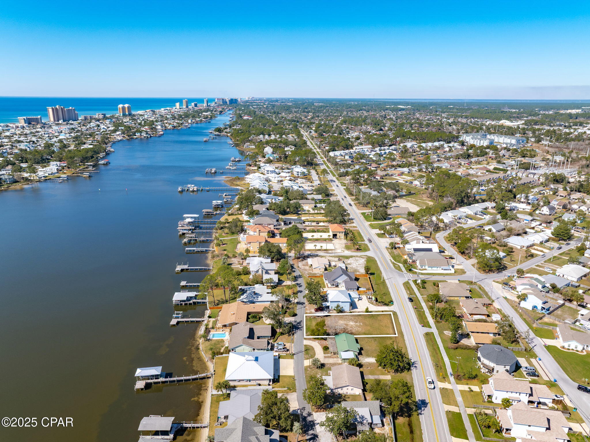 Image 8 For 6401 N Lagoon Drive