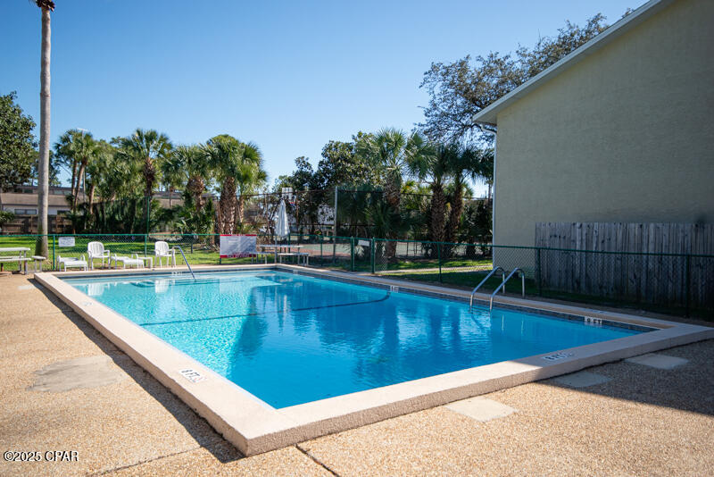 Image 13 For 6903 Lagoon Drive 35