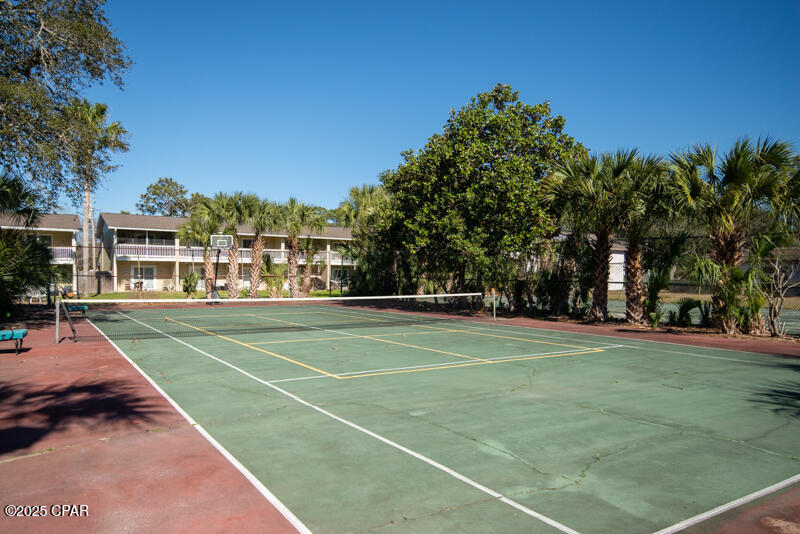Image 14 For 6903 Lagoon Drive 35
