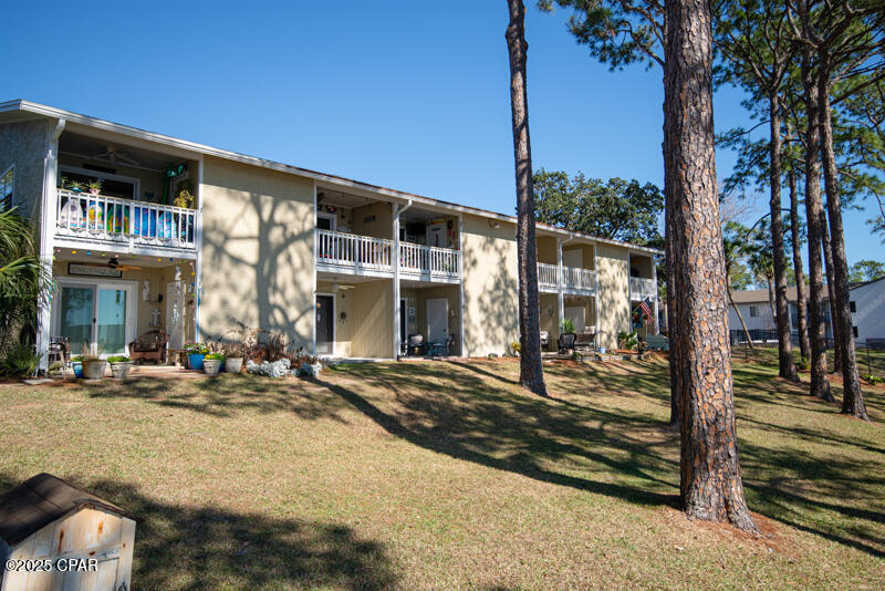 Image 2 For 6903 Lagoon Drive 35