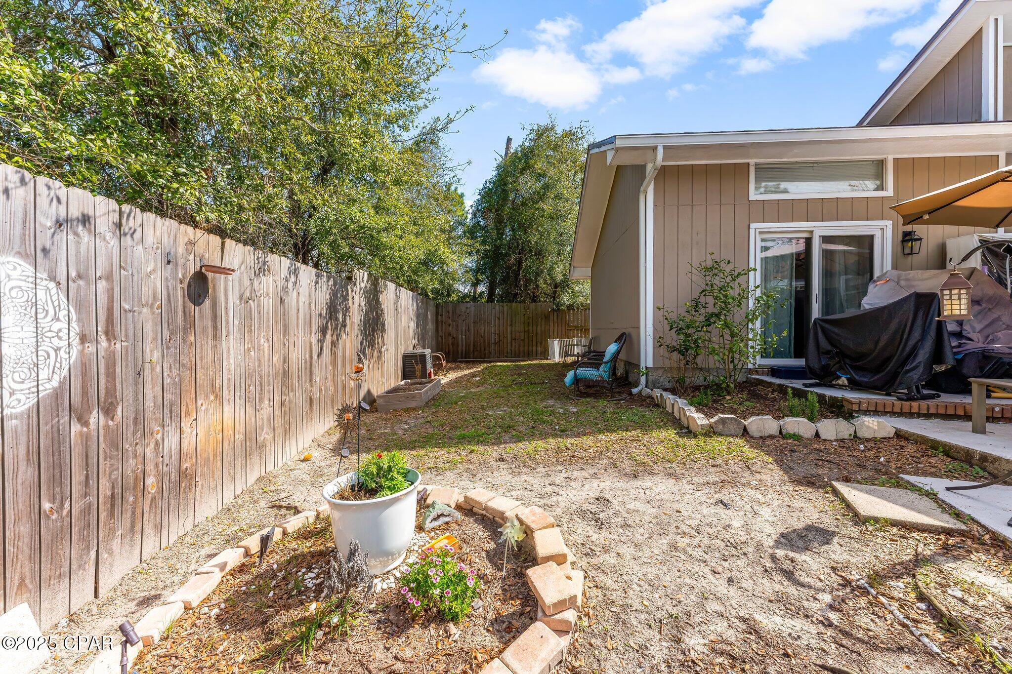 Image 8 For 7629 Yellow Bluff Road