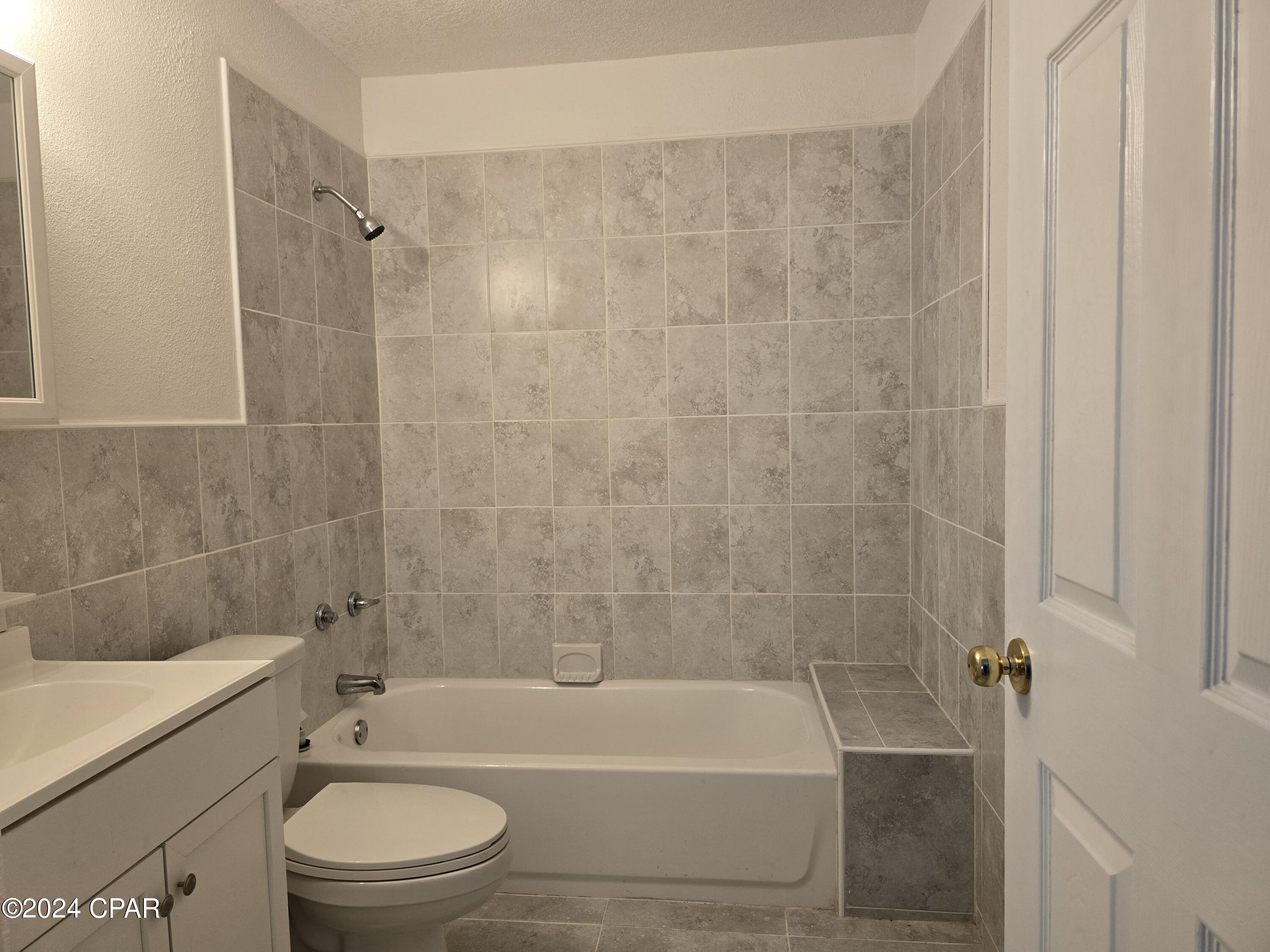 Listing photo id 16 for 5744 Fort Road