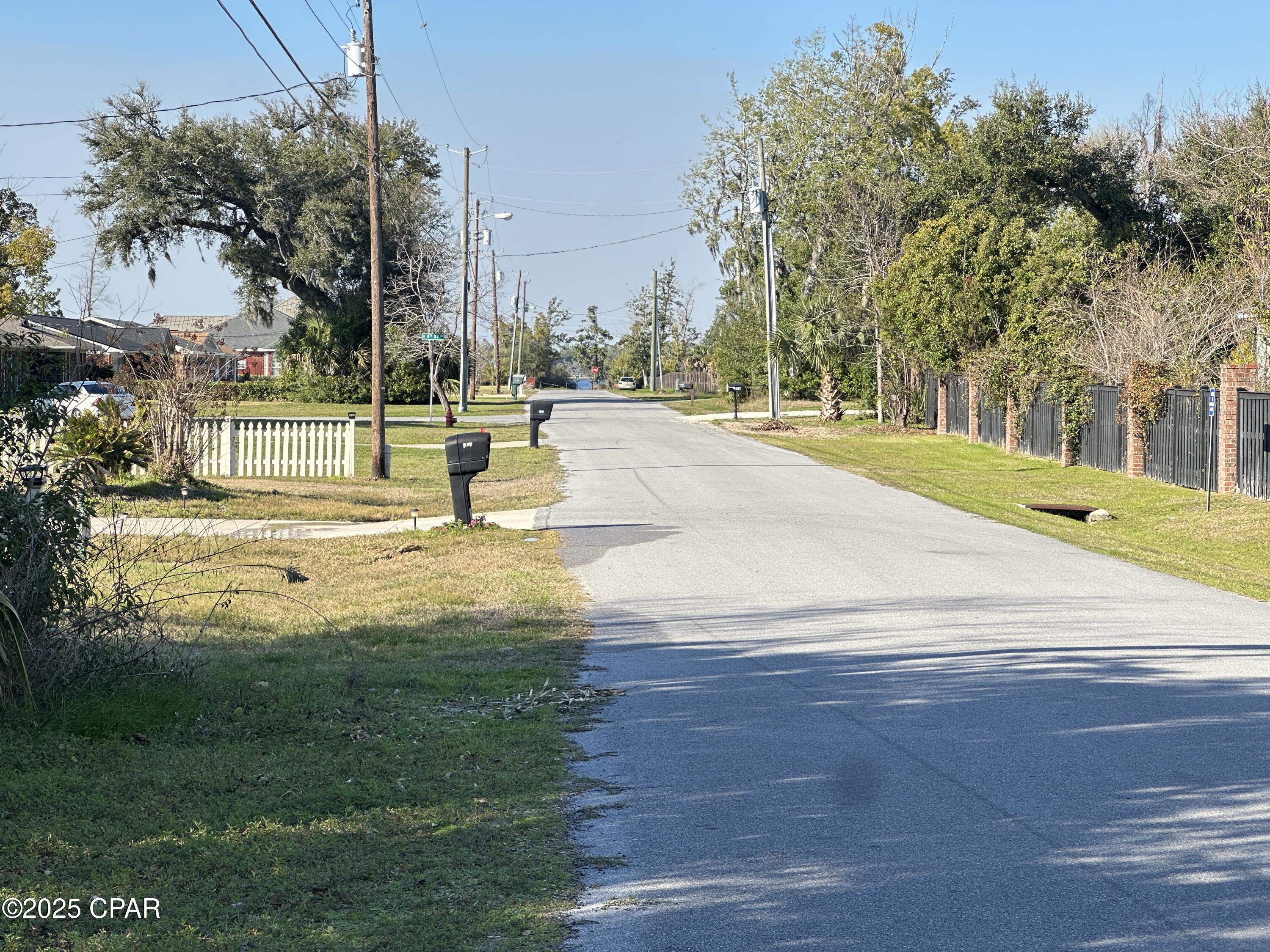 000 Iowa Avenue, Lynn Haven, Florida image 4