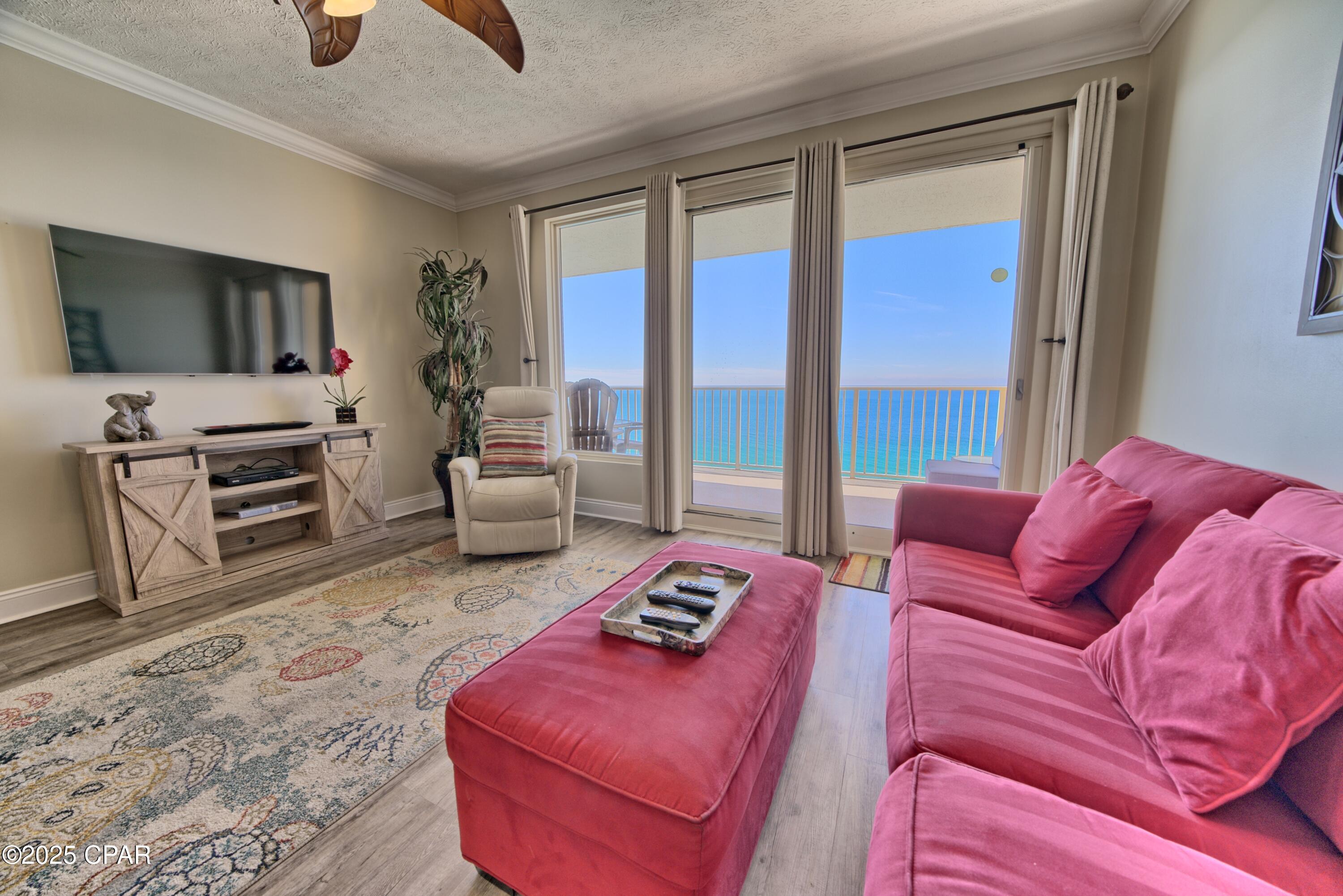 Image 3 For 5004 Thomas Drive 1404