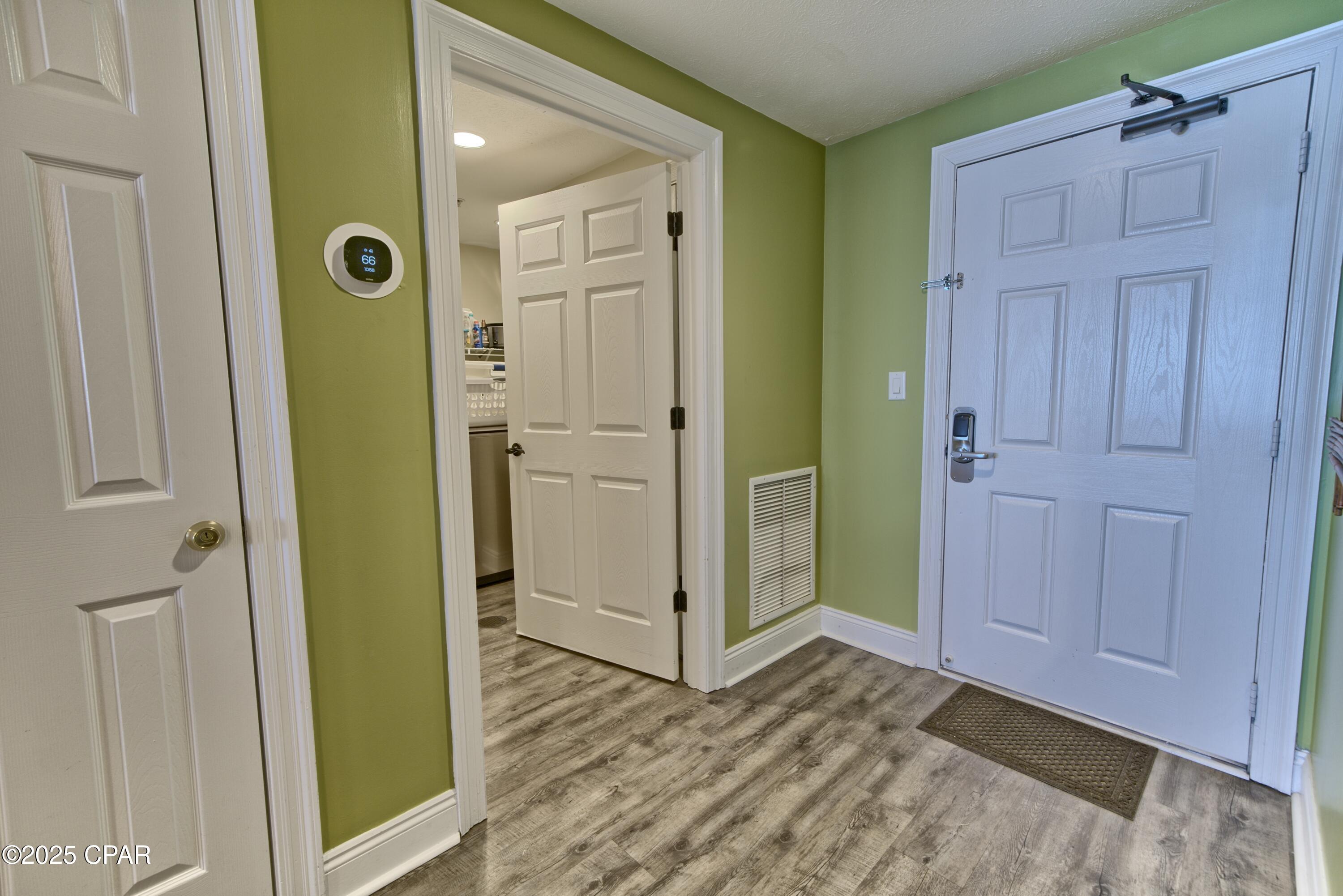 Image 32 For 5004 Thomas Drive 1404
