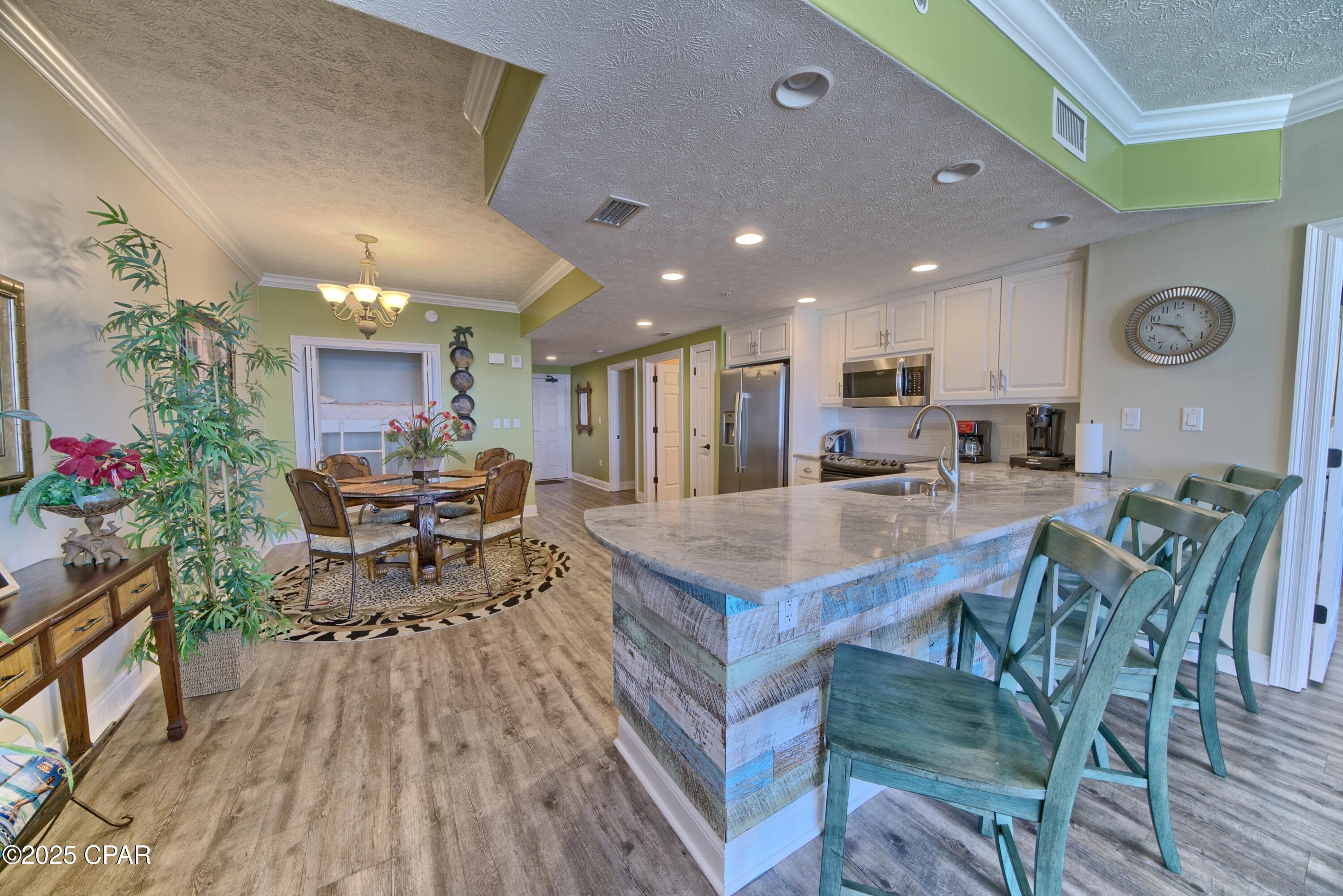 Image 7 For 5004 Thomas Drive 1404