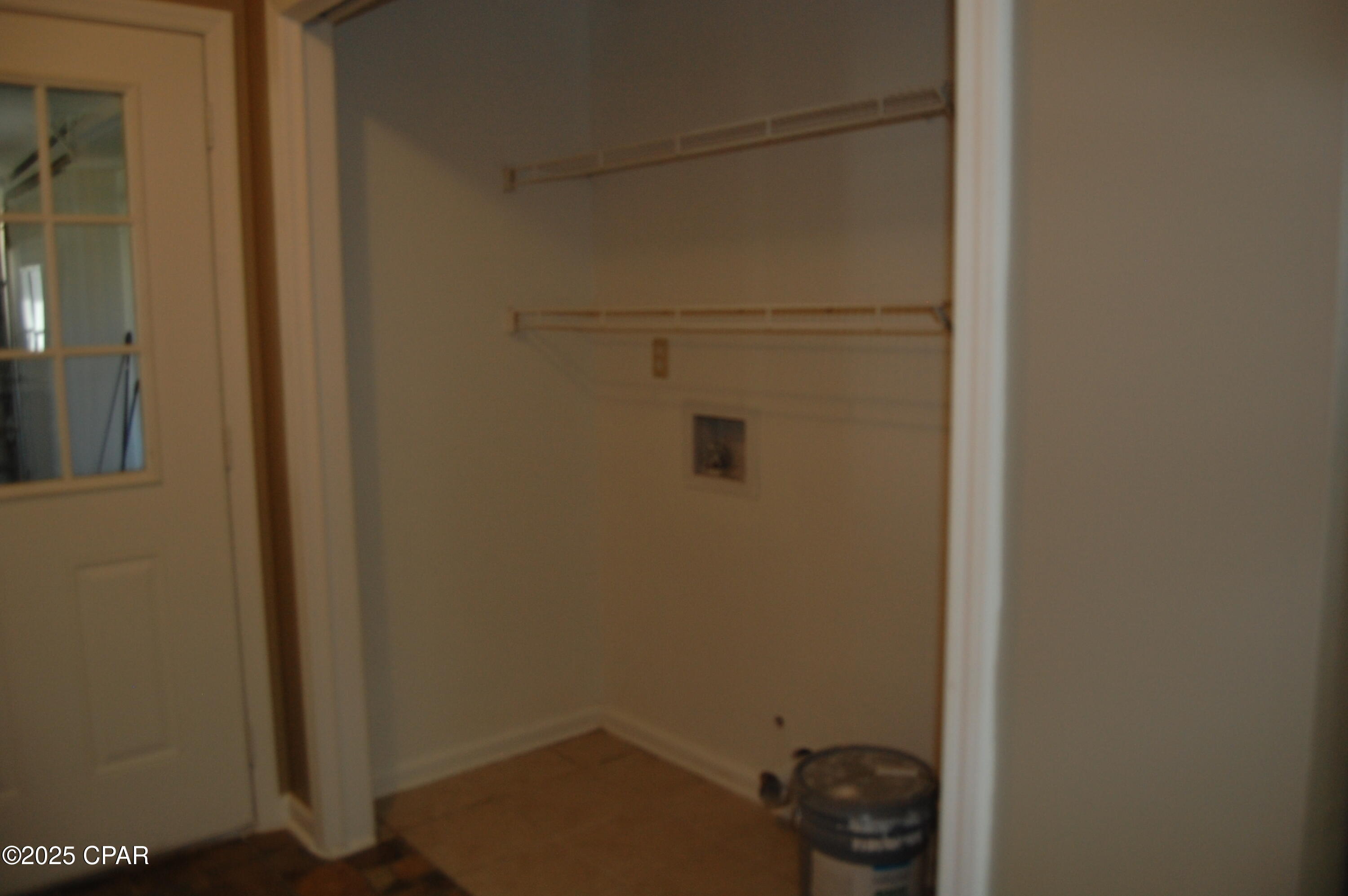 Image 7 For 4643 River Drive