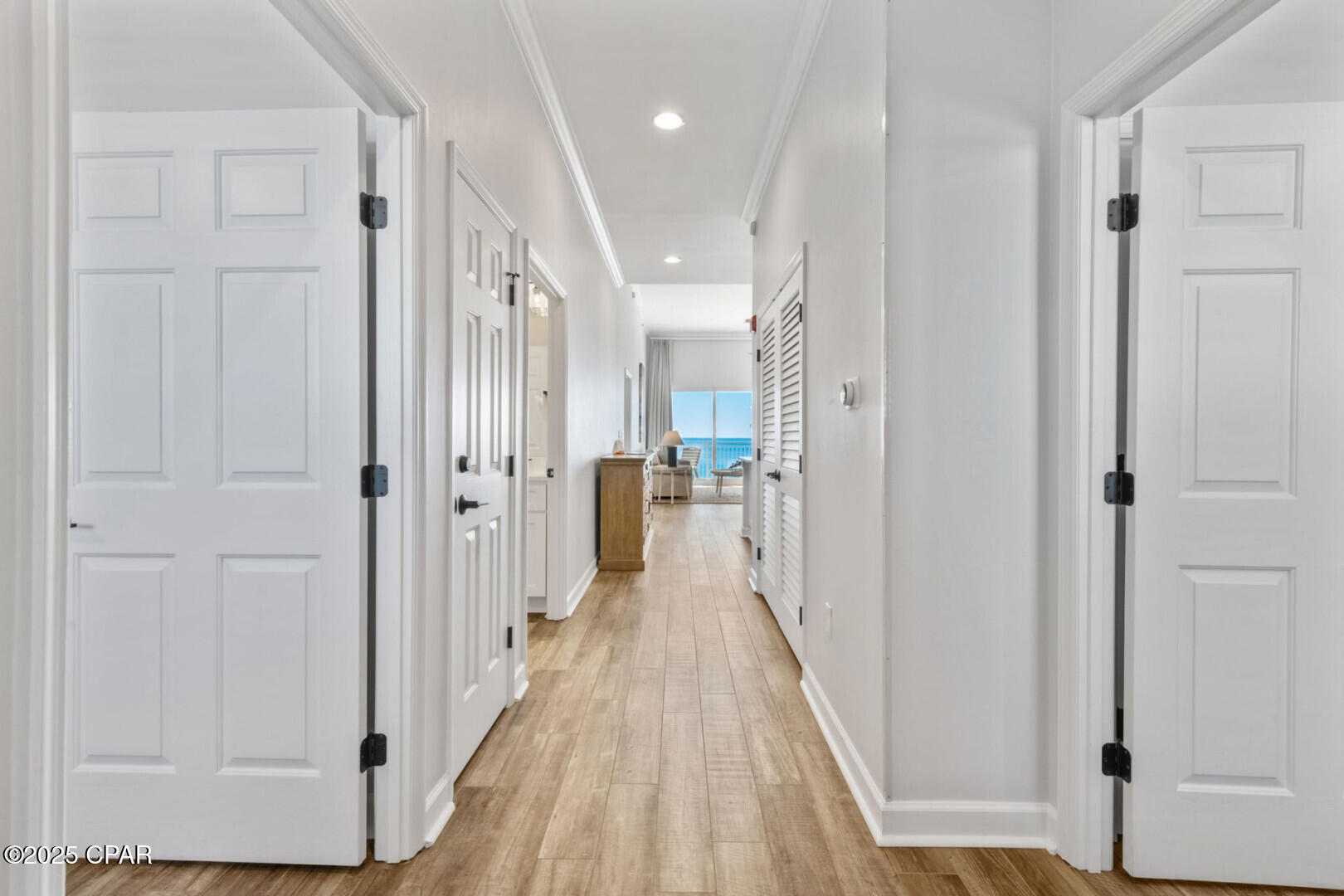 Image 11 For 6627 Thomas Drive 1702