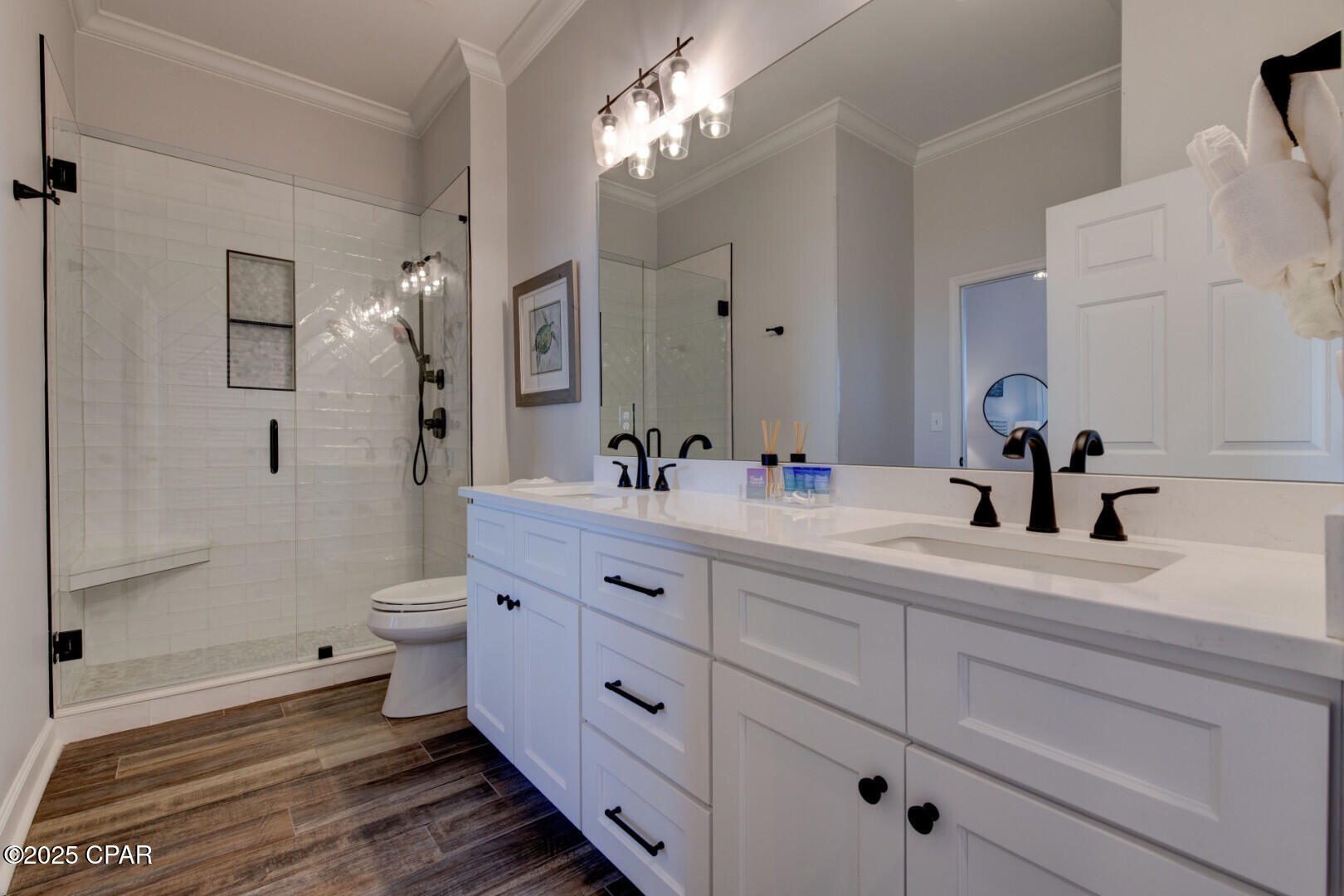 Image 14 For 6627 Thomas Drive 1702