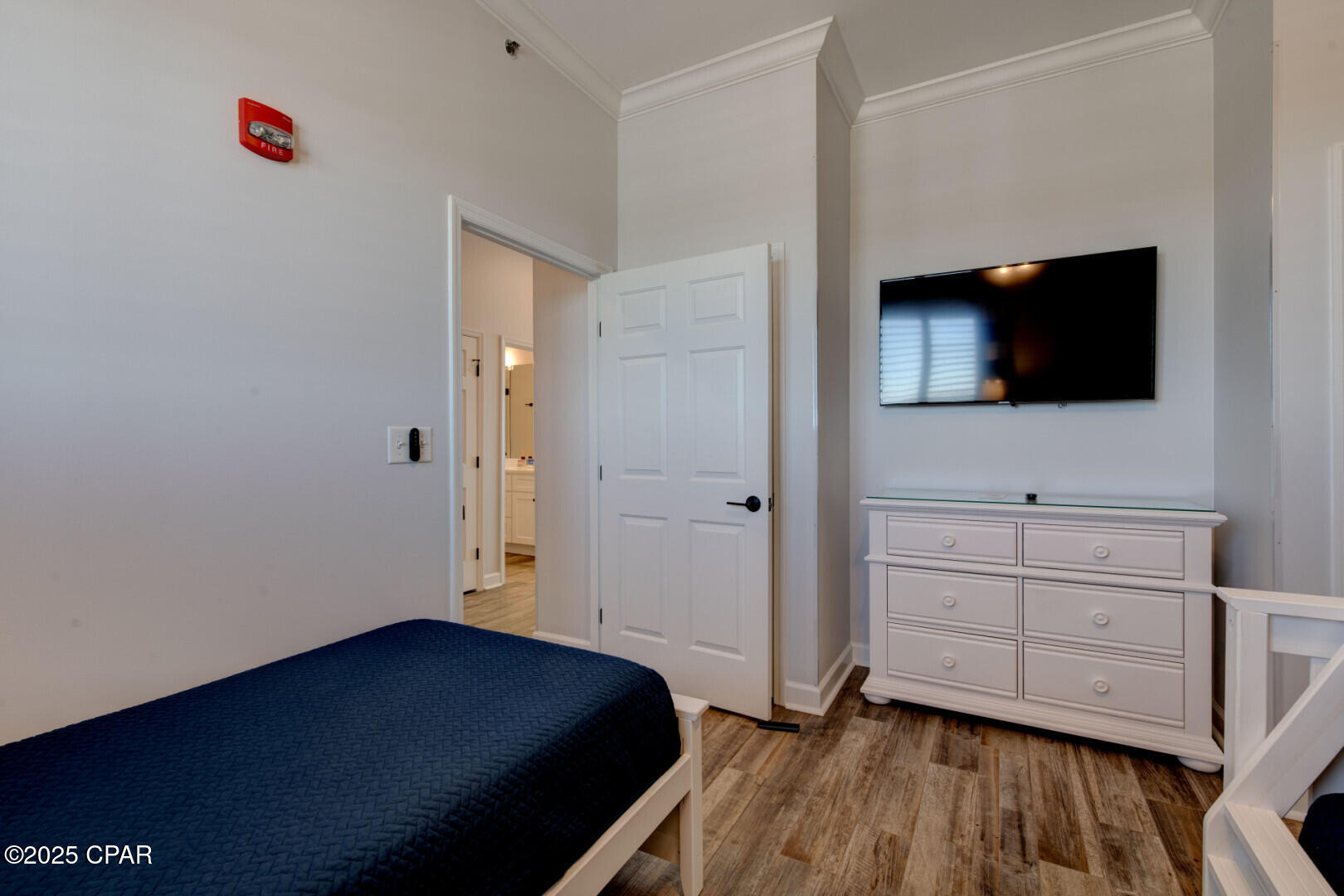 Image 16 For 6627 Thomas Drive 1702