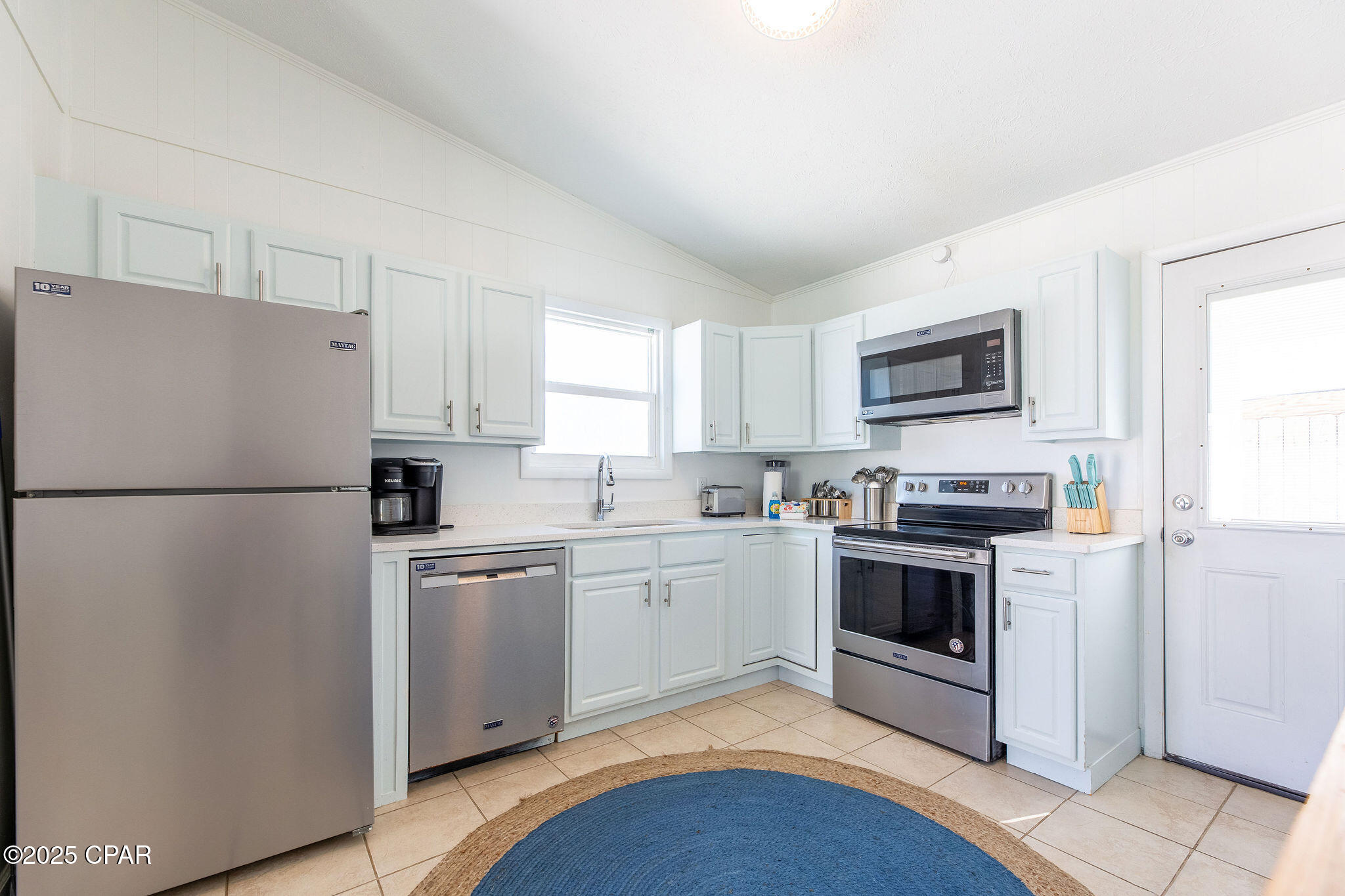 Image 20 For 5801&5803 Pinetree Avenue A, B, C &