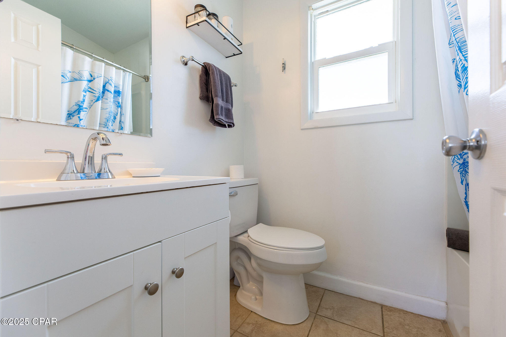 Image 23 For 5801&5803 Pinetree Avenue A, B, C &