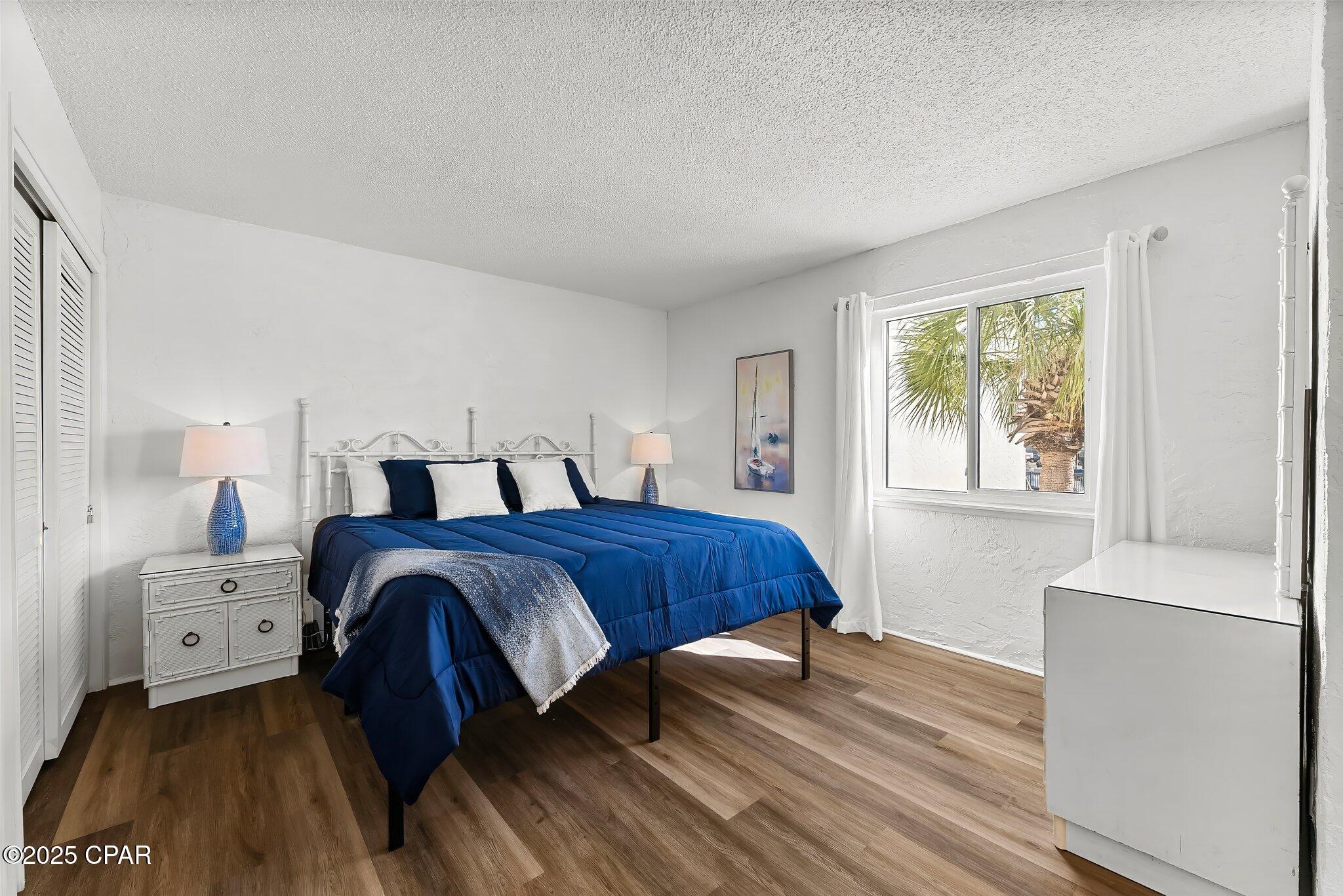 Image 11 For 8727 Thomas Drive C38
