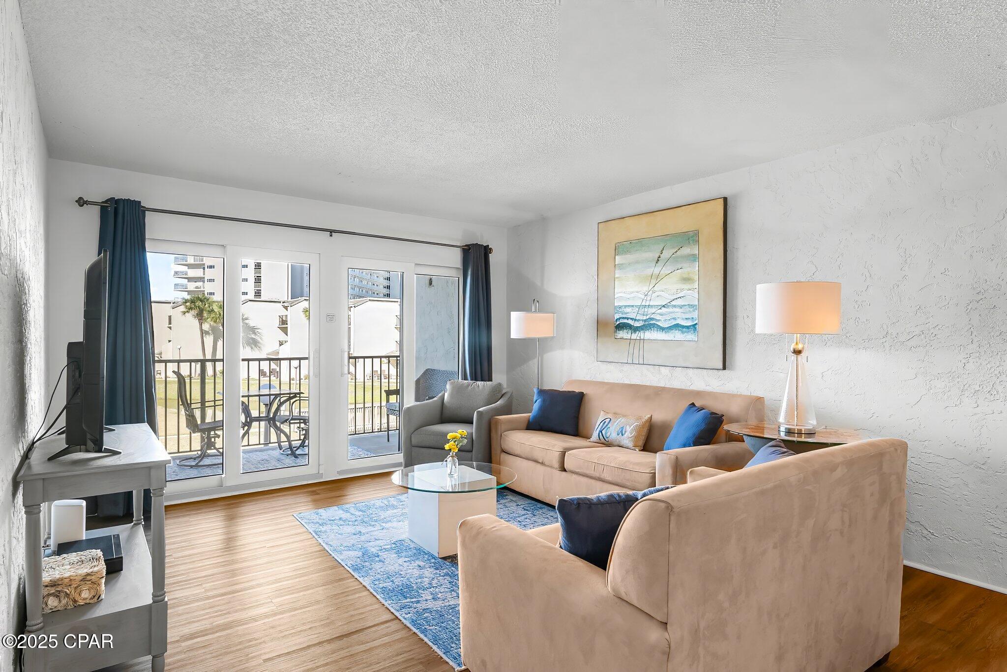 Image 14 For 8727 Thomas Drive C38