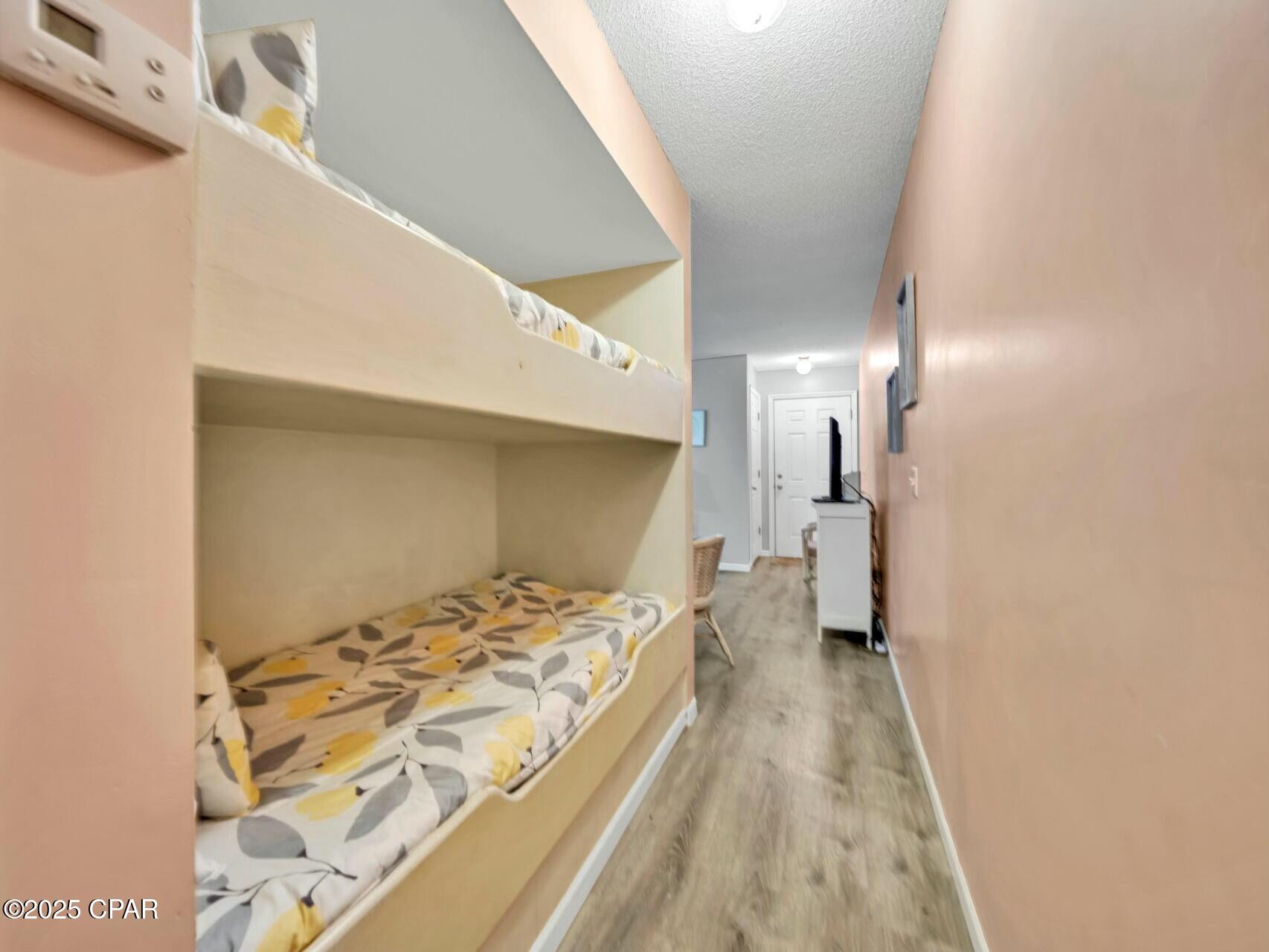 Image 11 For 17462 Front Beach Road 54205