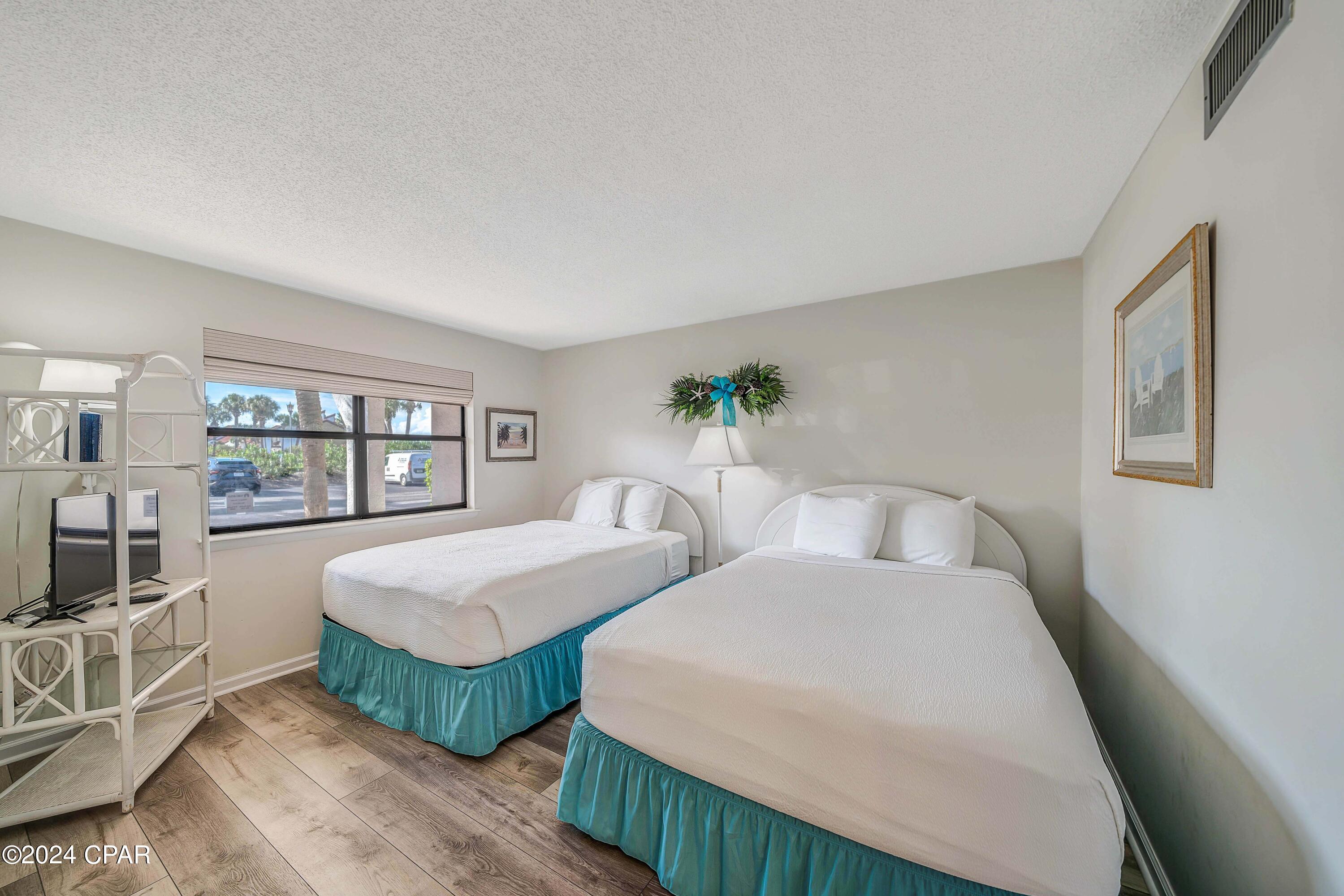 Image 4 For 520 Richard Jackson 1506 Boulevard 1506