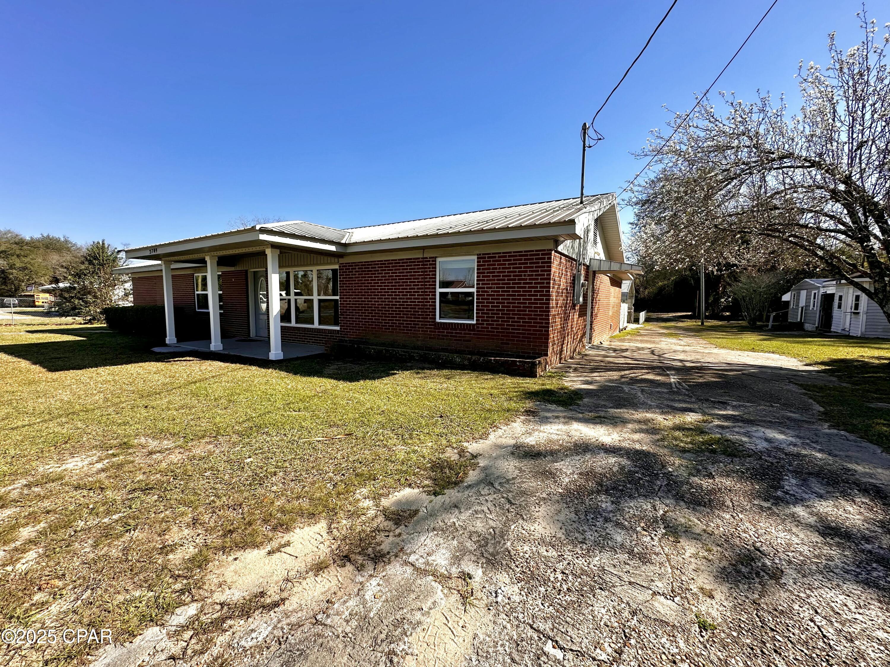 2709 Levy Street, Cottondale, Florida image 2