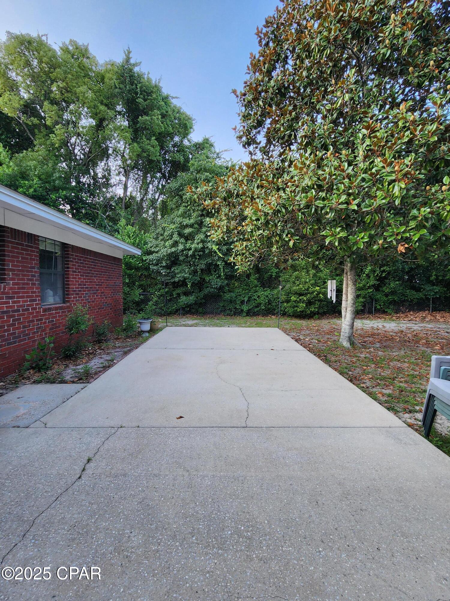 Image 10 For 114 Jeanette Avenue