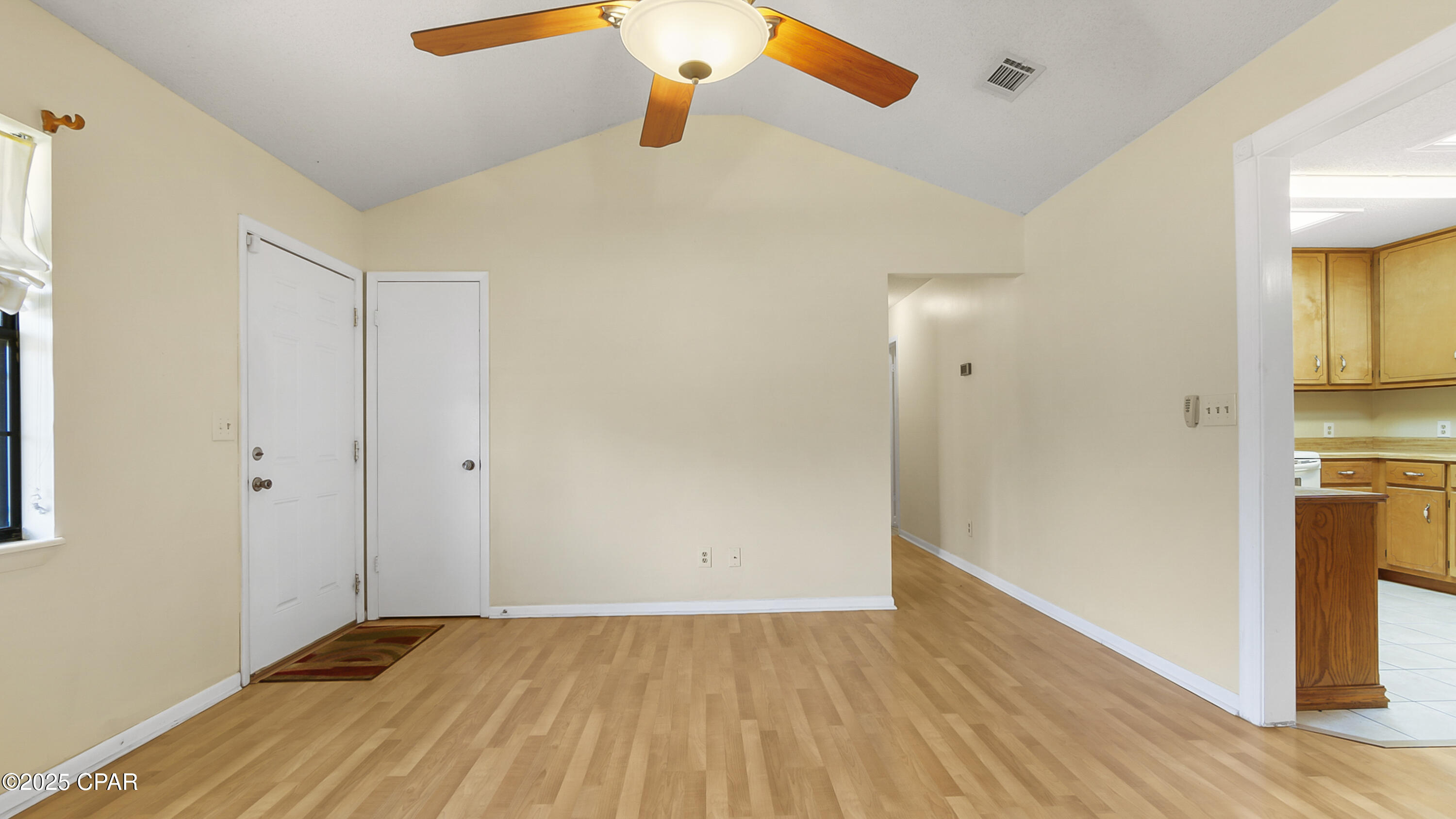 Image 9 For 114 Jeanette Avenue