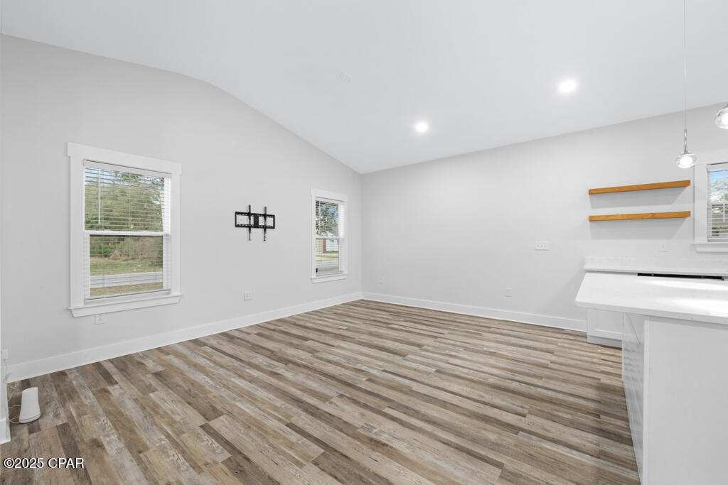 Image 12 For 2101 8th Street